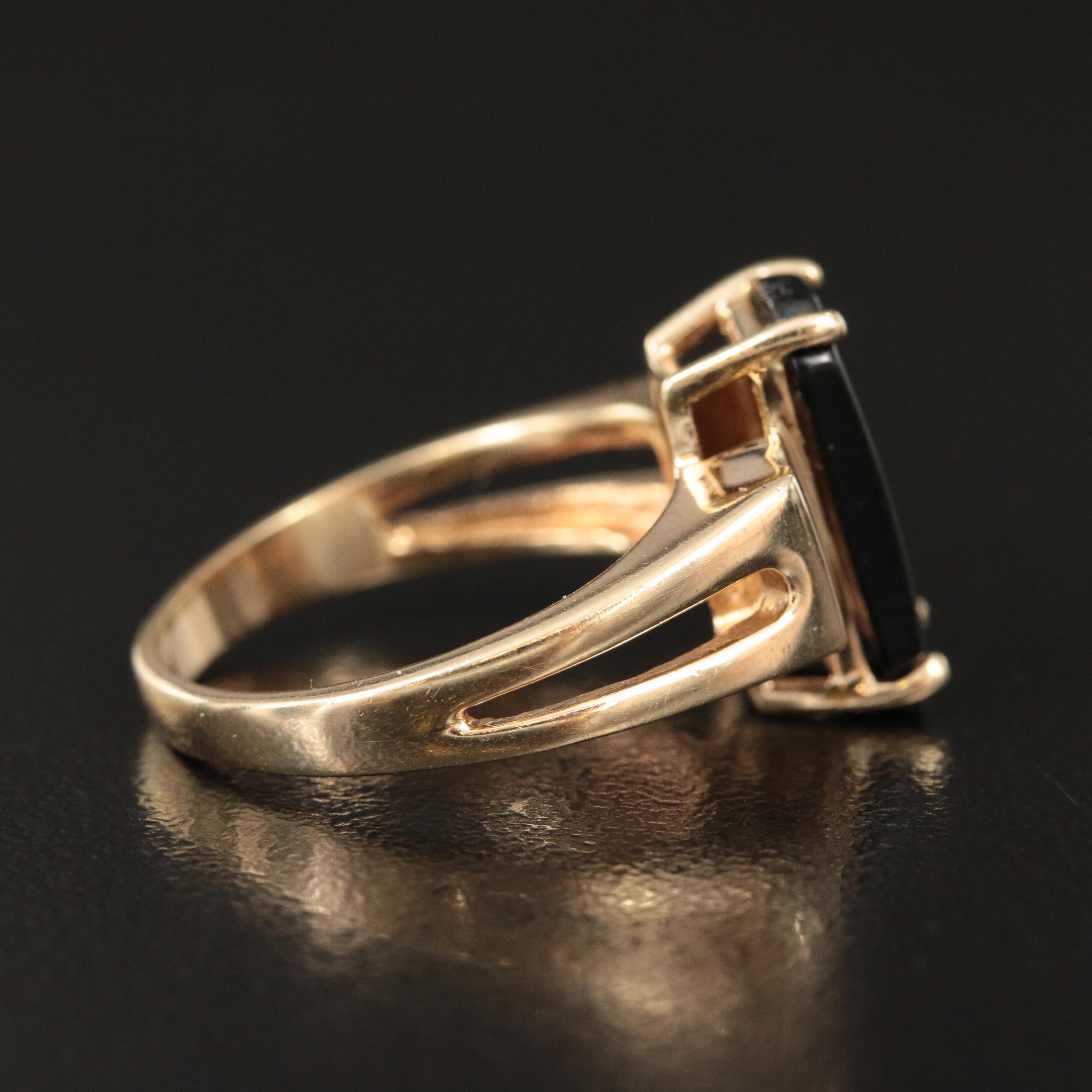 14K Black Onyx and Diamond Ring