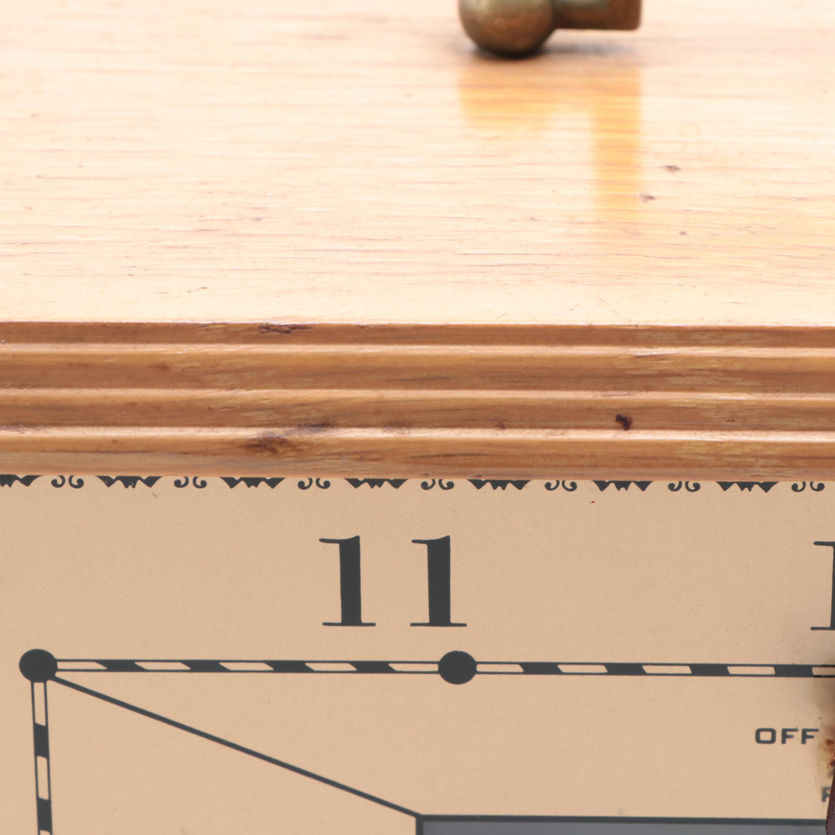 Bendix Aviation Corp Alarm Clock AM Radio in Oak Finish, Mid-20th Century