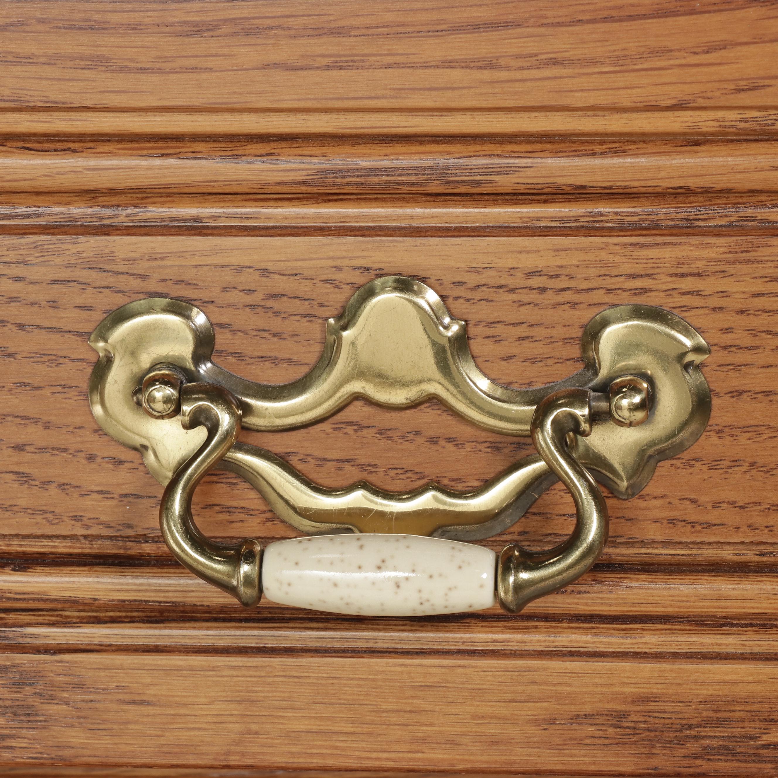 Lexington Victorian Style Oak Chifferobe