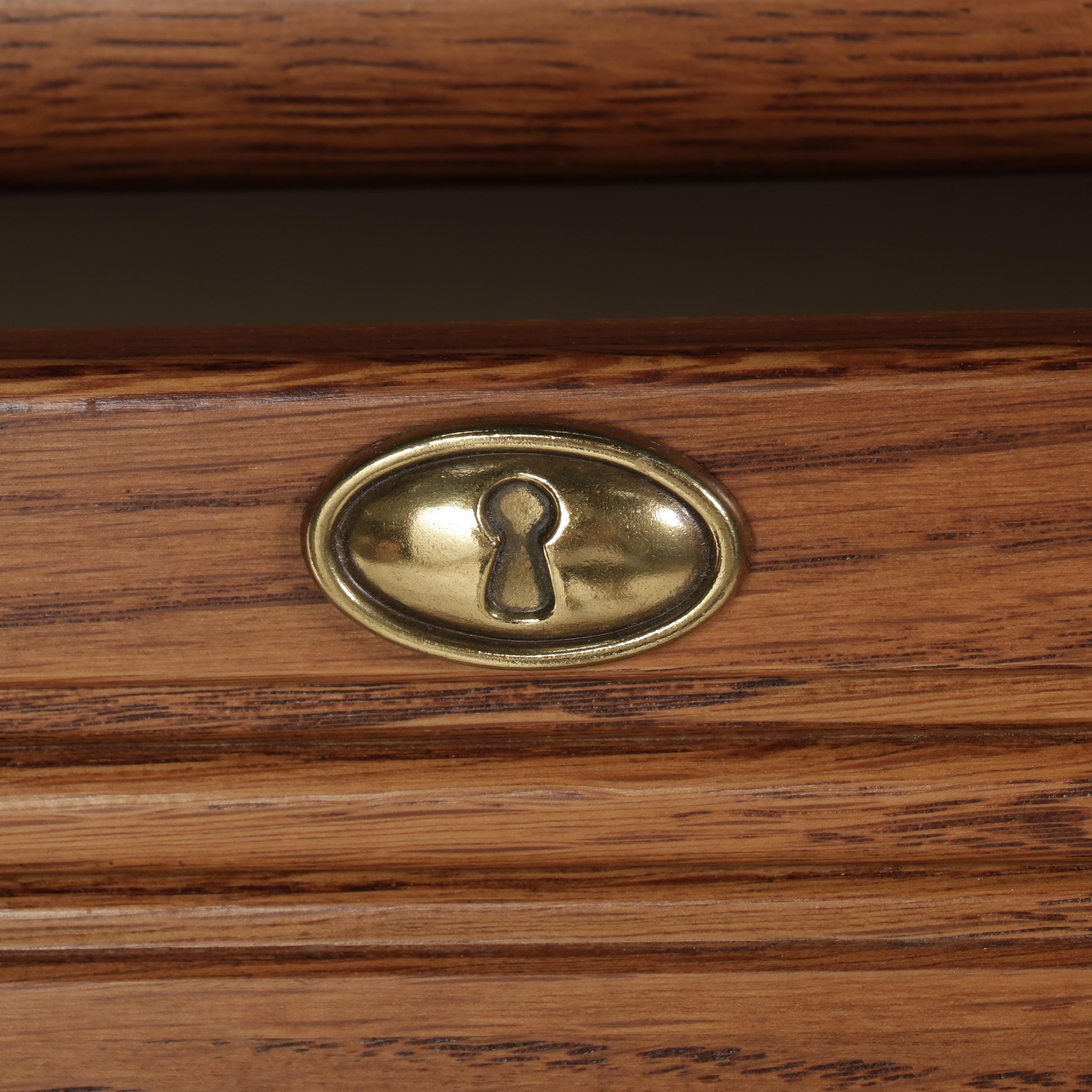 Lexington Victorian Style Oak Chifferobe