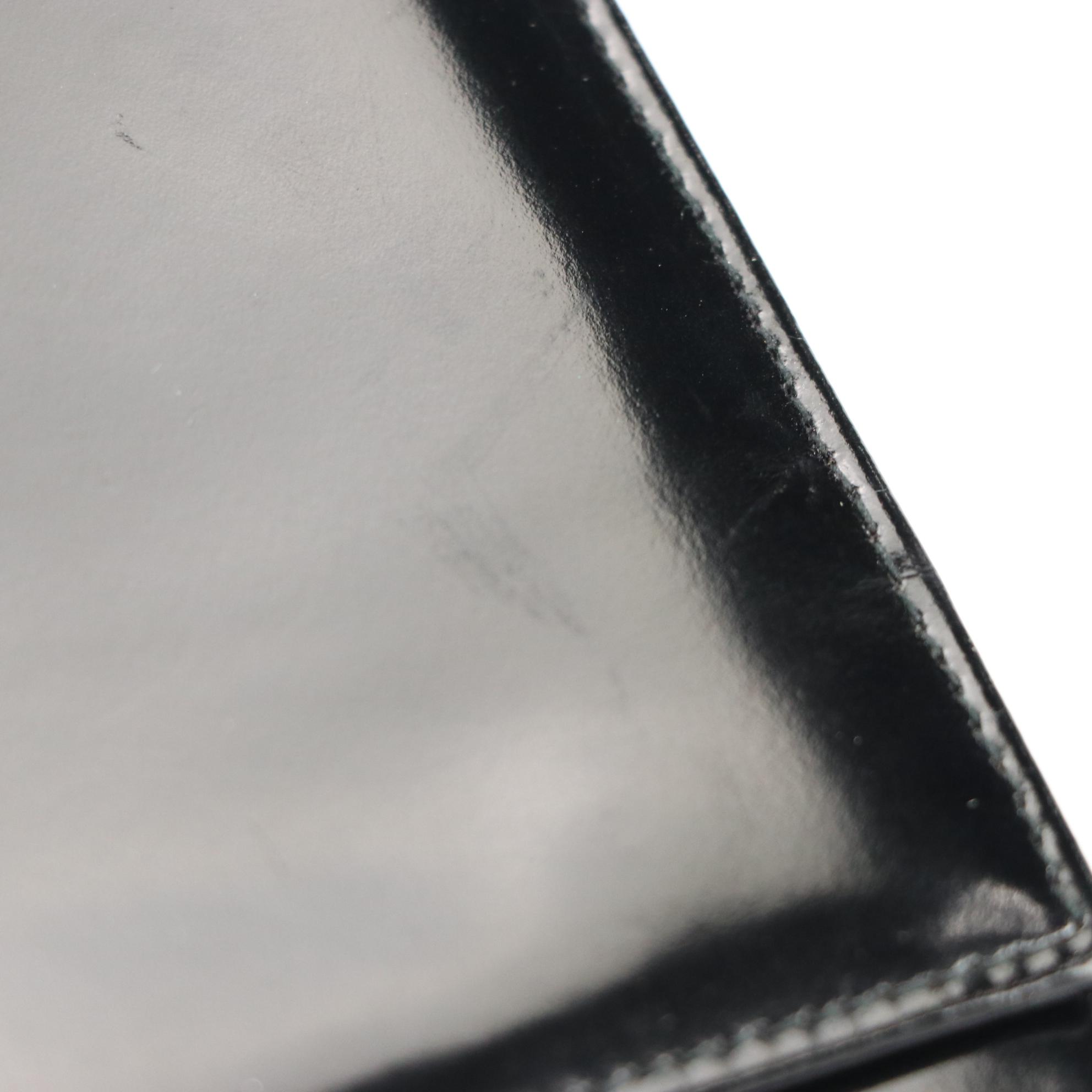 Prada Wallet Clutch in Patent Leather