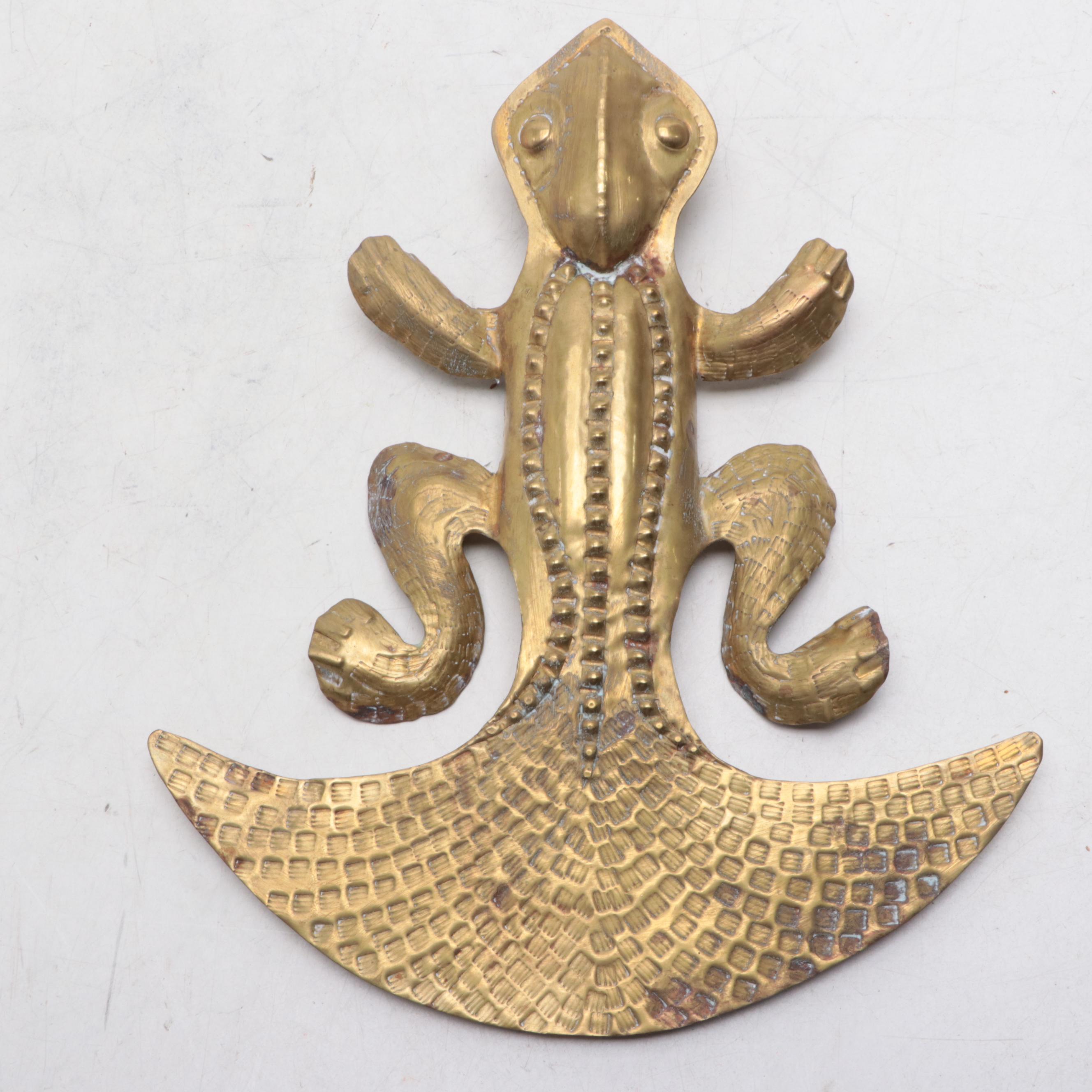Amulet Motif Brass Wall Decor with More Metal Hanging Wall Decorations