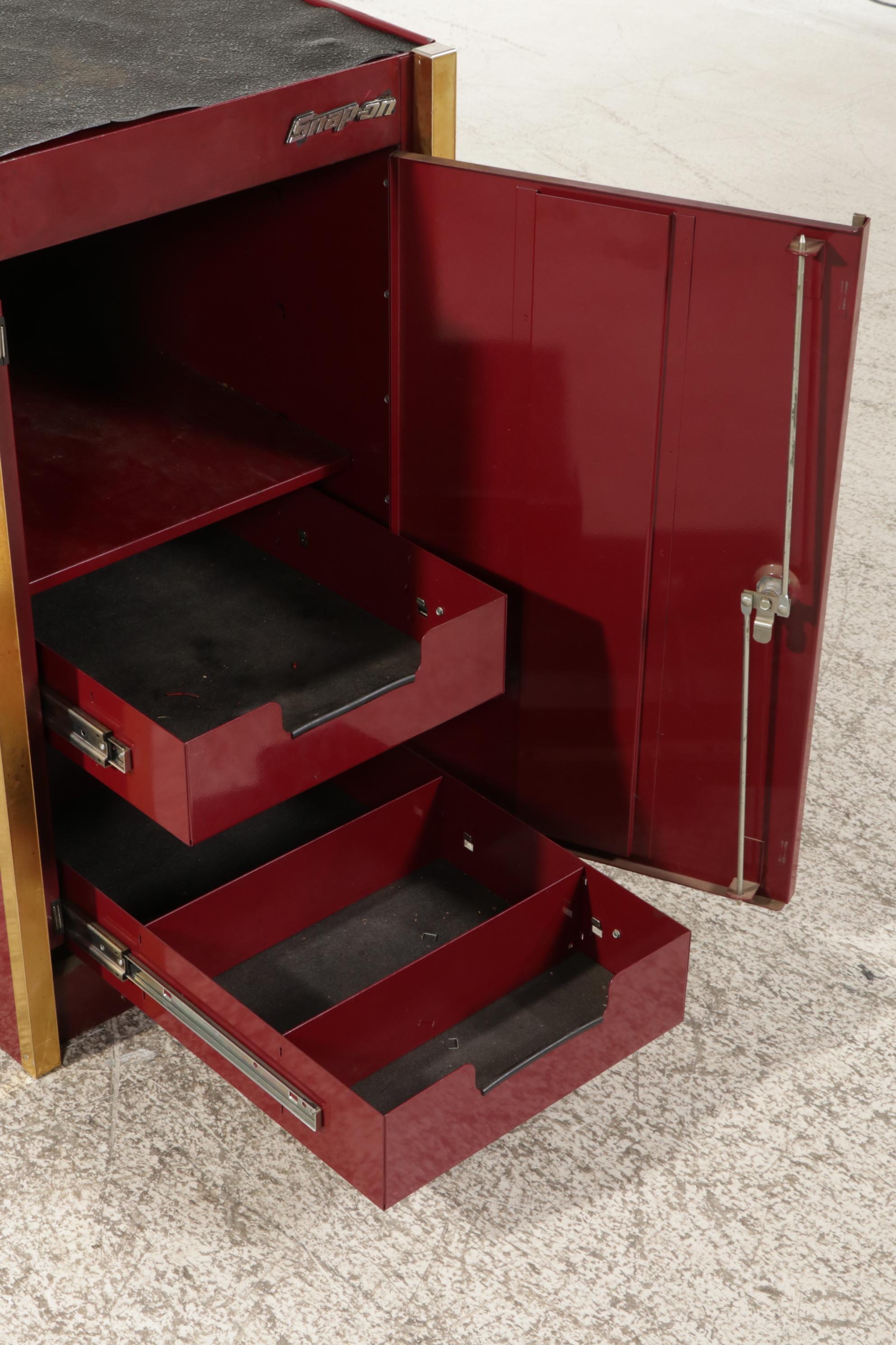 Snap-On Maroon Tool Cabinet