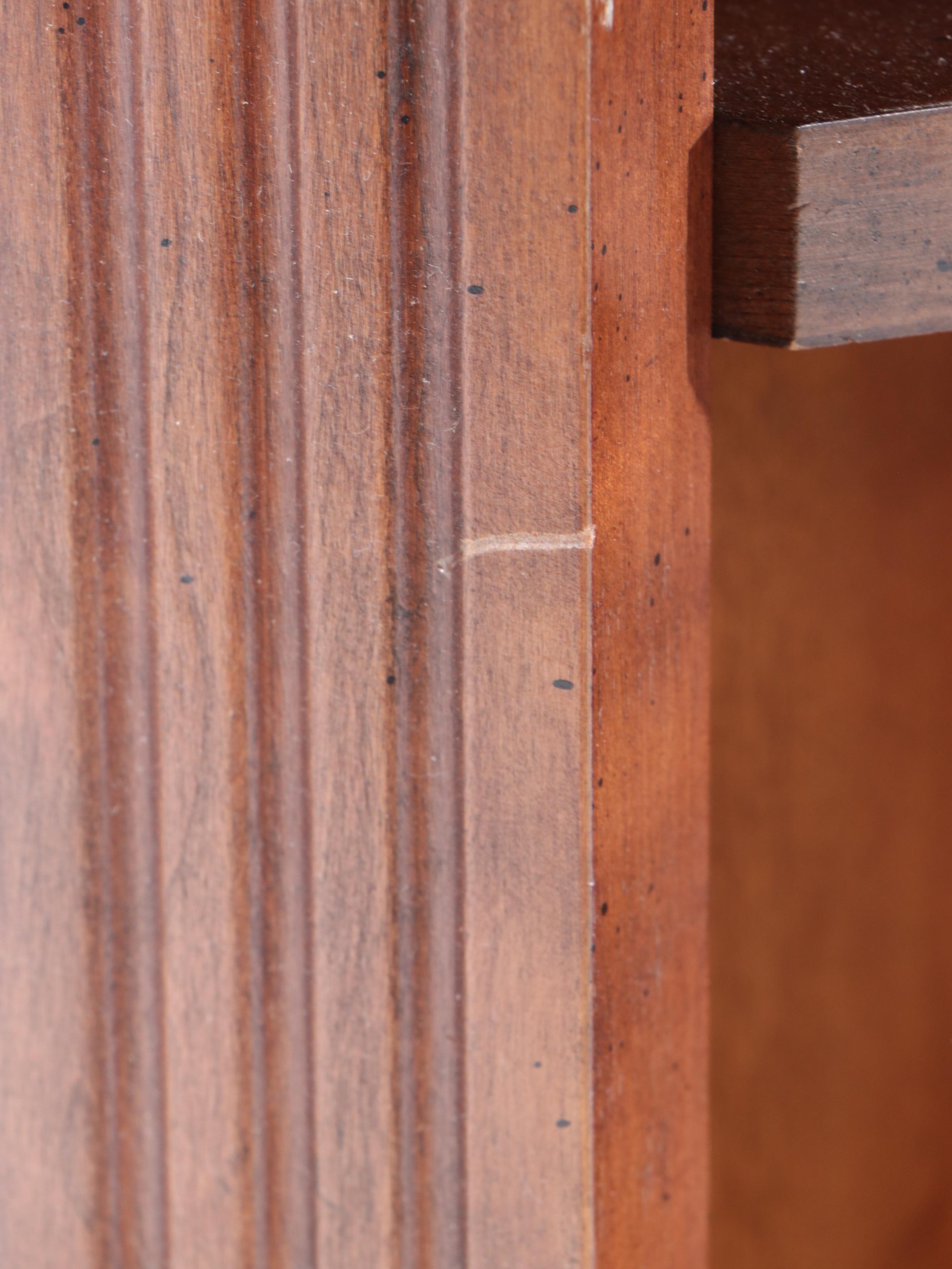 Walnut Finished Corner Bookcase with Scalloped Bonnet
