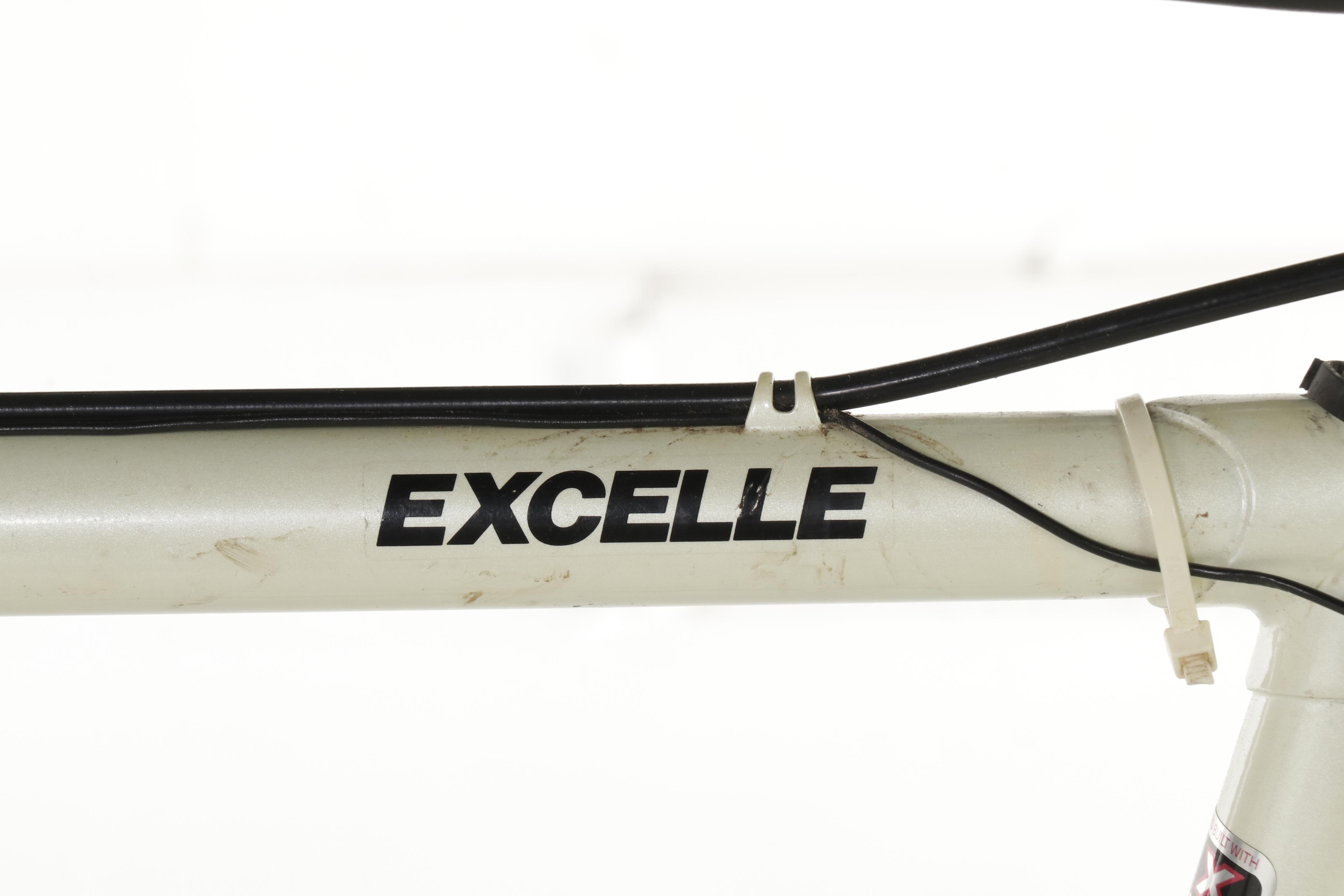 Lotus Sport Series Excelle Road Bicycle