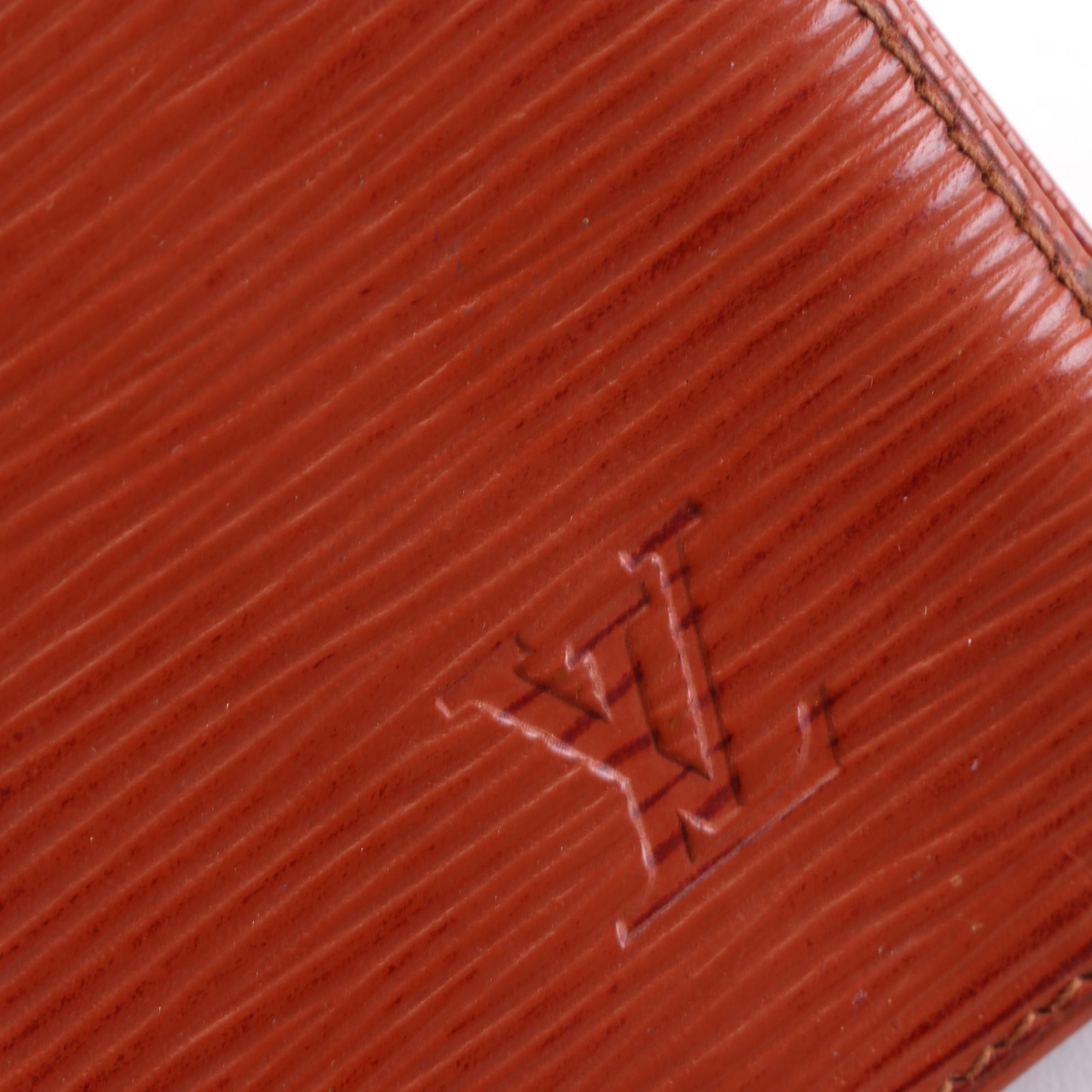 Louis Vuitton Malletier Bifold Wallet in Kenyan Fawn Epi Leather