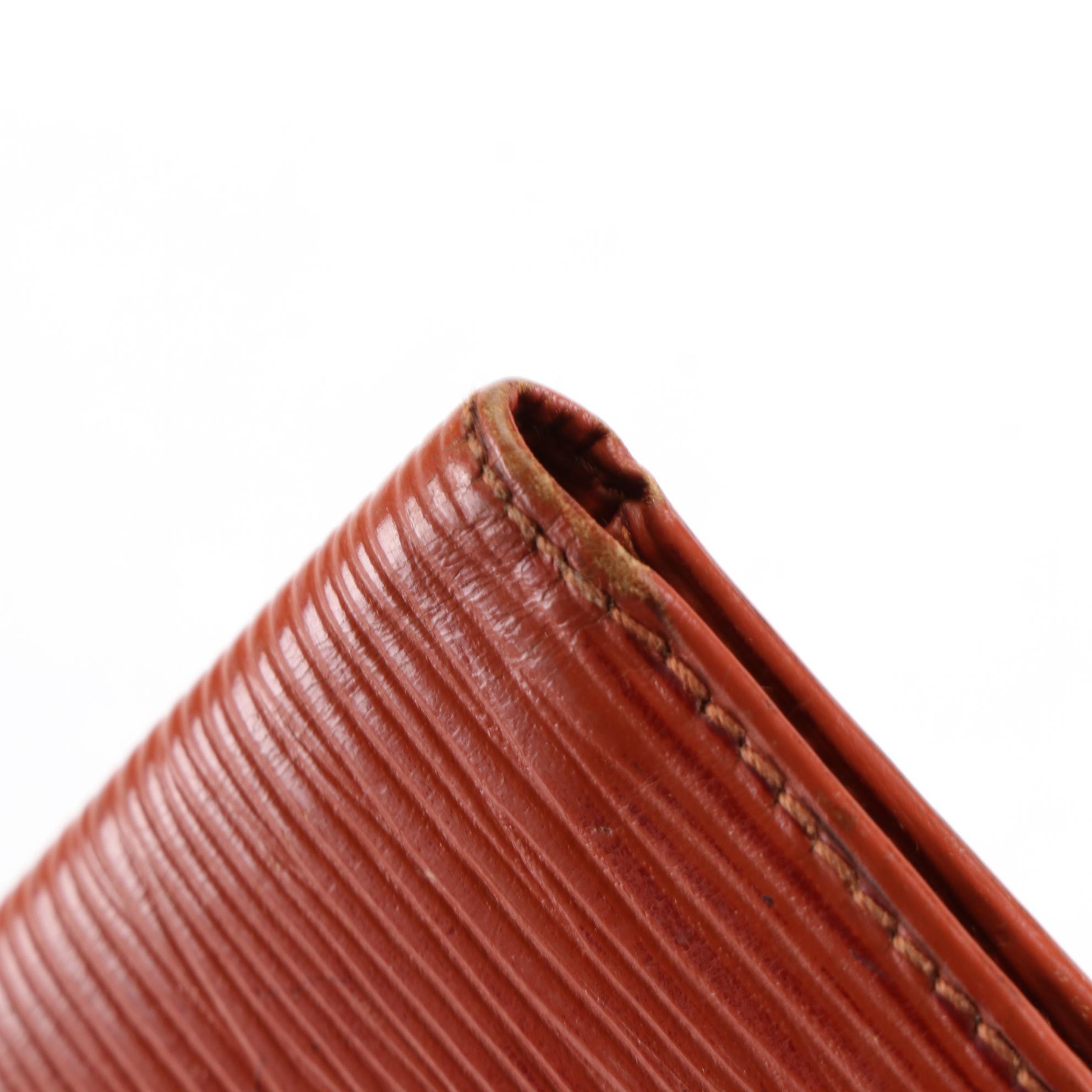 Louis Vuitton Malletier Bifold Wallet in Kenyan Fawn Epi Leather