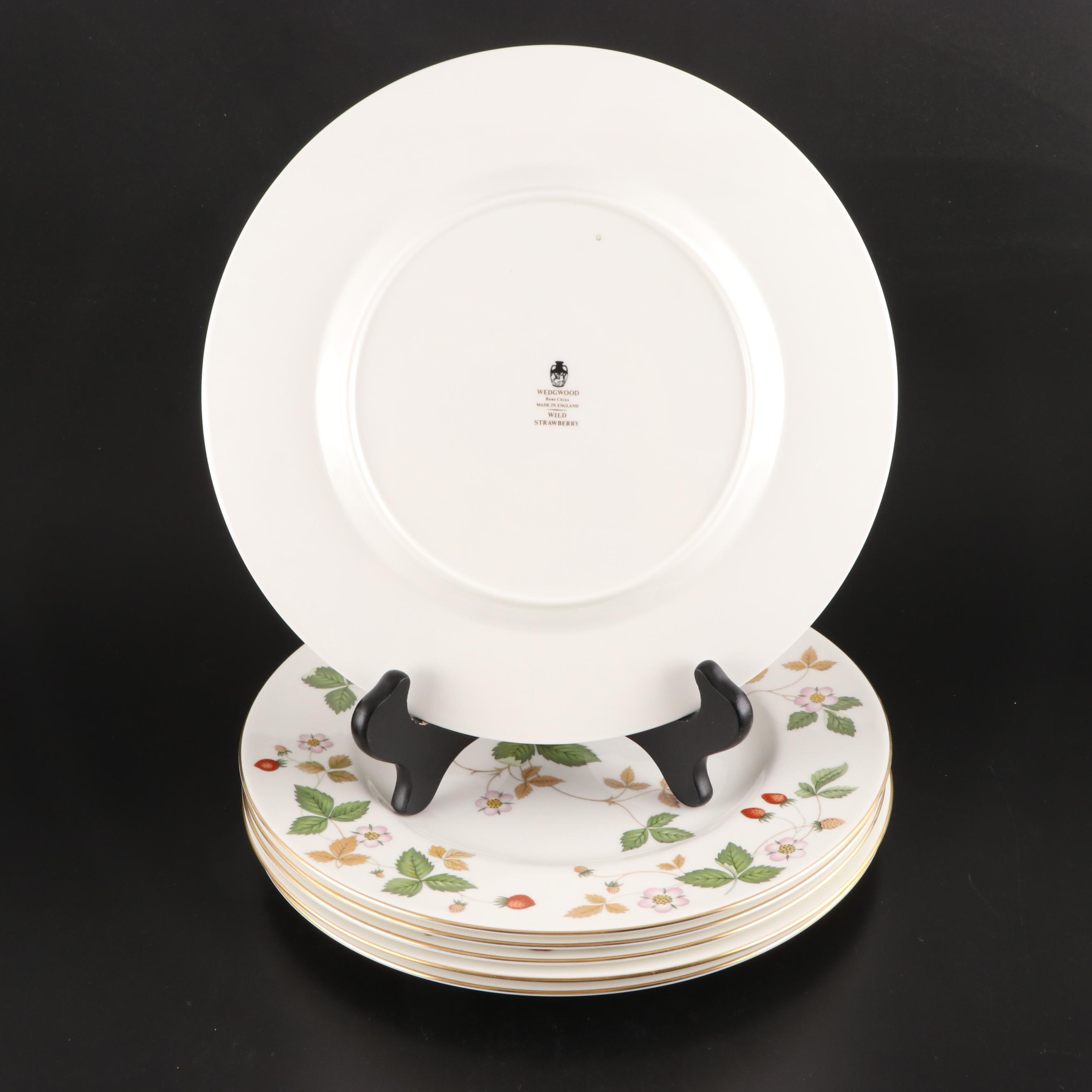 Wedgwood "Wild Strawberry" Bone China Dinnerware