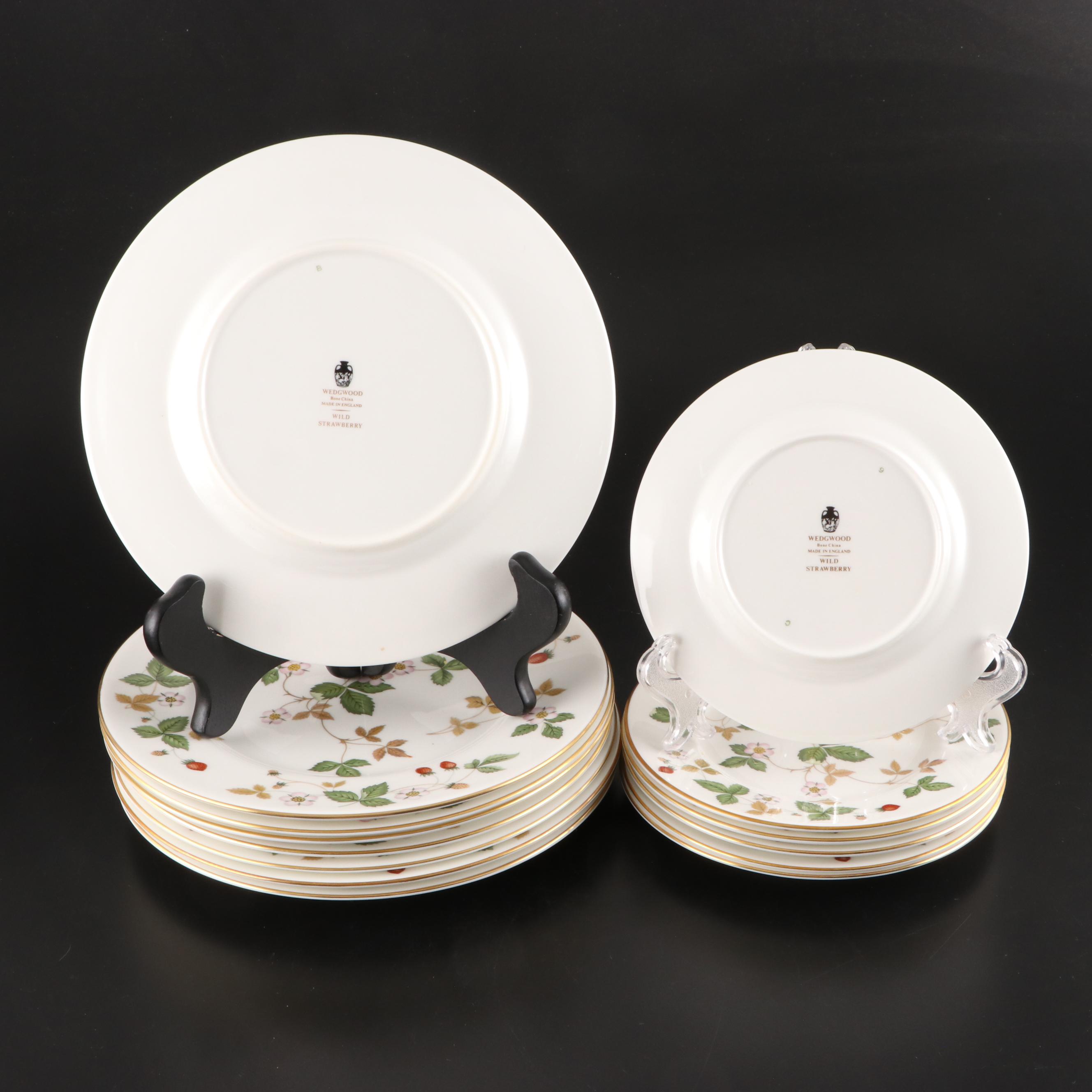 Wedgwood "Wild Strawberry" Bone China Dinnerware