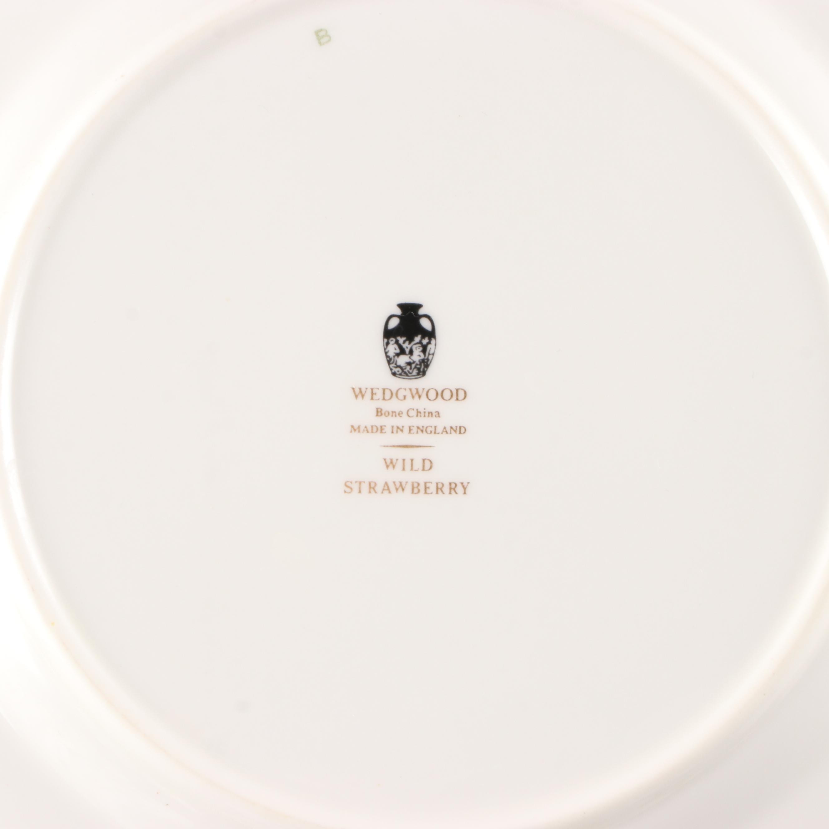 Wedgwood "Wild Strawberry" Bone China Dinnerware