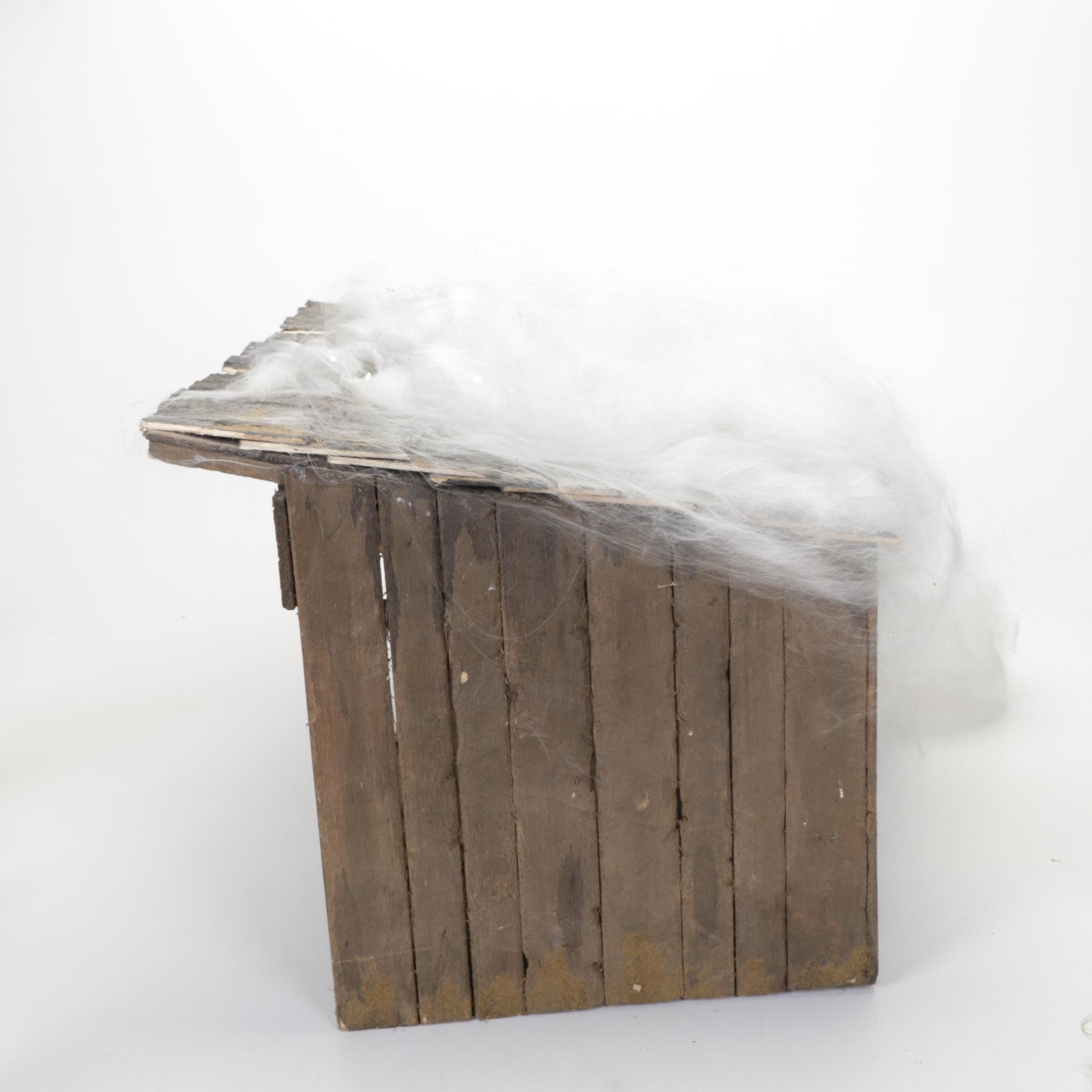 Hand-Crafted Nativity Set with Stable and Ceramic Figures