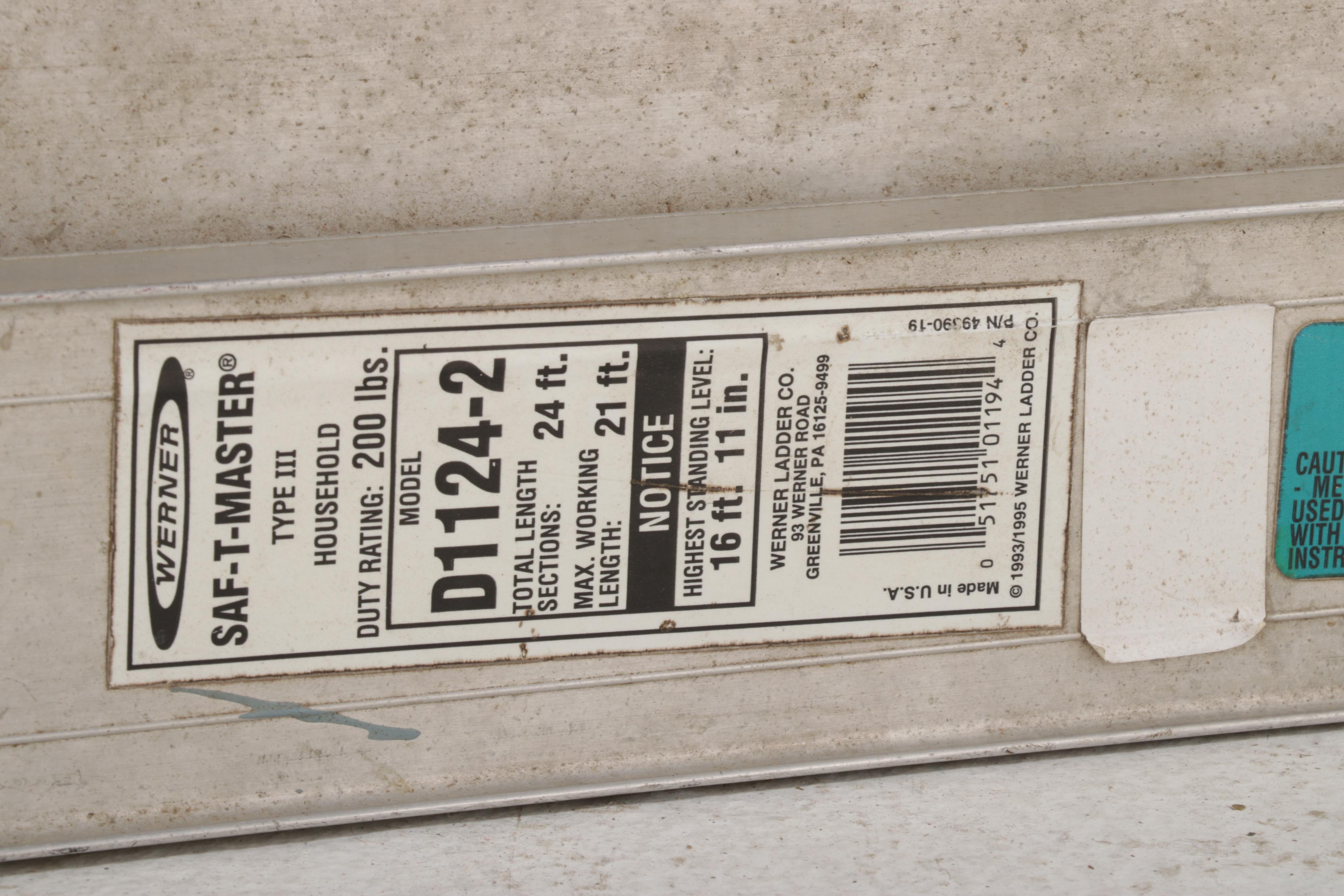 Werner Saf-T-Master D1124-2 24' Ladder with Bauer Step Ladder