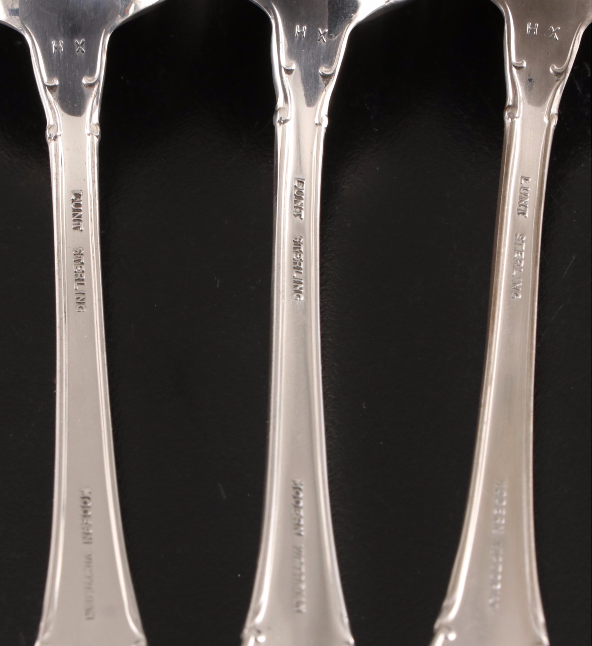 Lunt "Modern Victorian" Sterling Silver Flatware