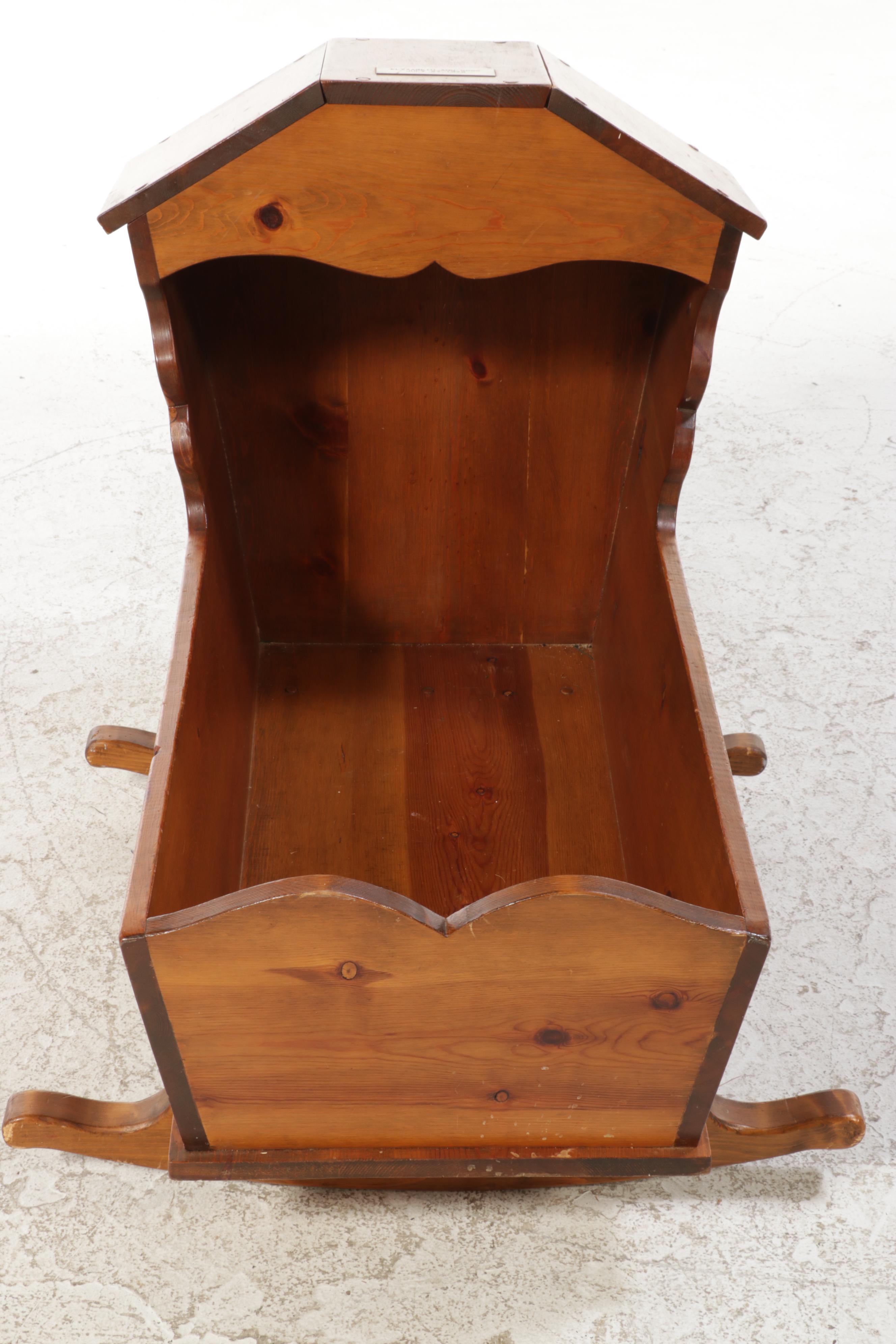 American Primitive Style Pine Hooded Cradle, Late 20th Century