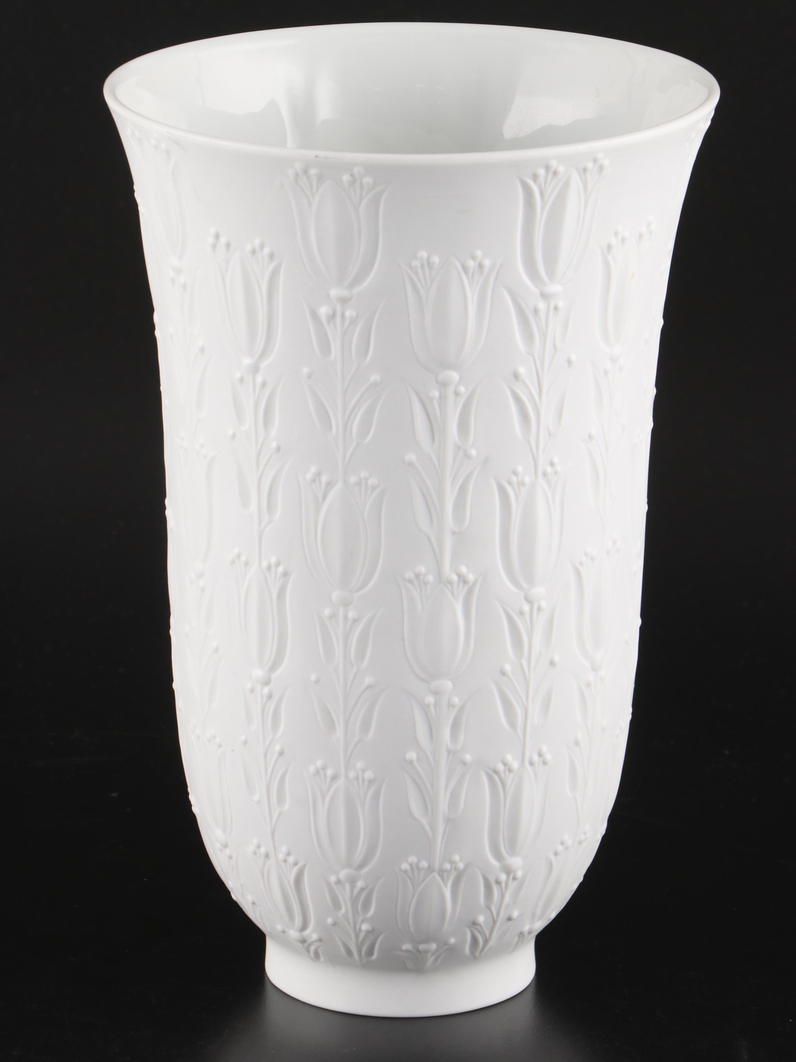 Rosenthal Bijon Winnbald with Crystalline Vase and Other Tableware