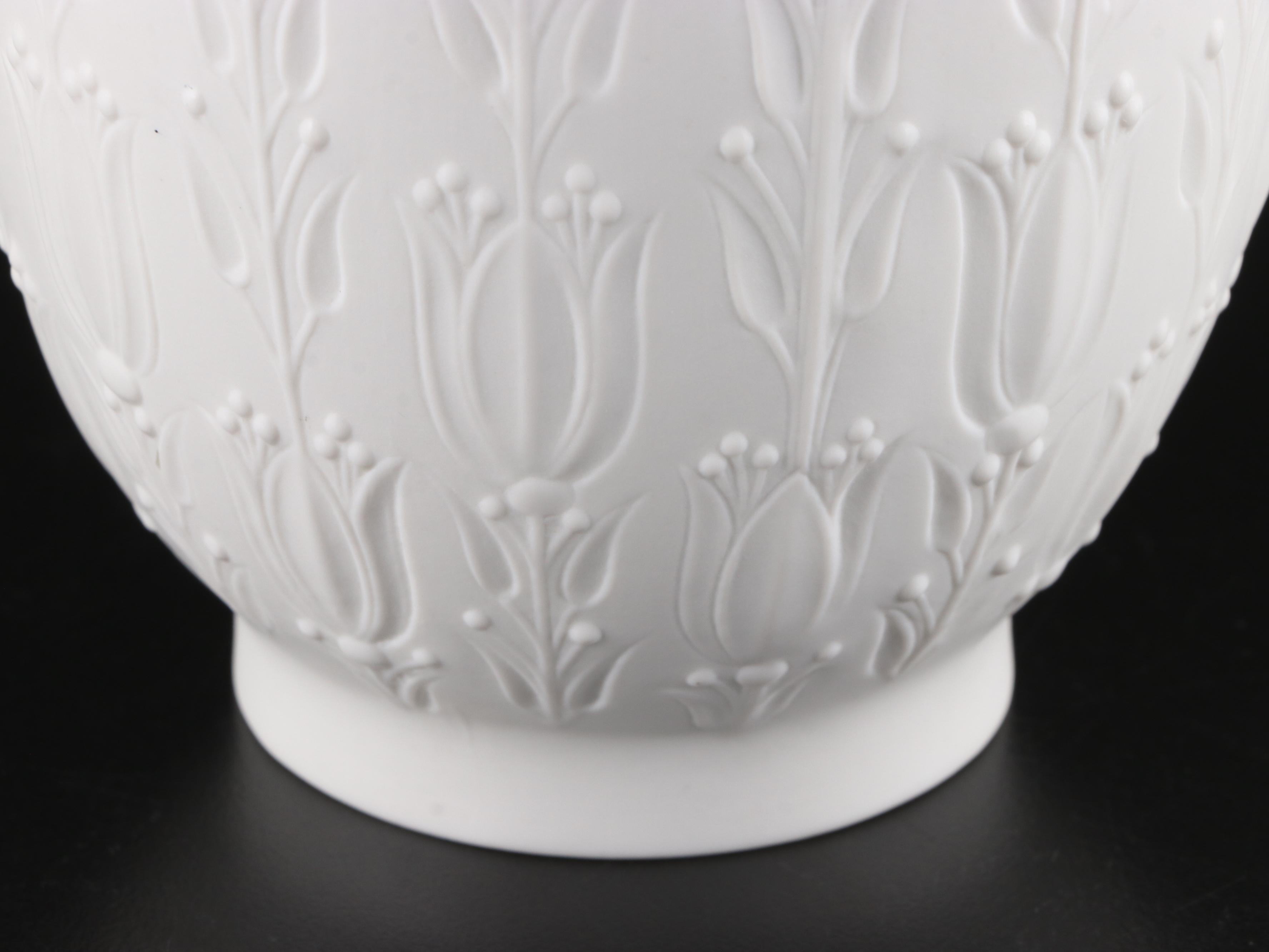 Rosenthal Bijon Winnbald with Crystalline Vase and Other Tableware