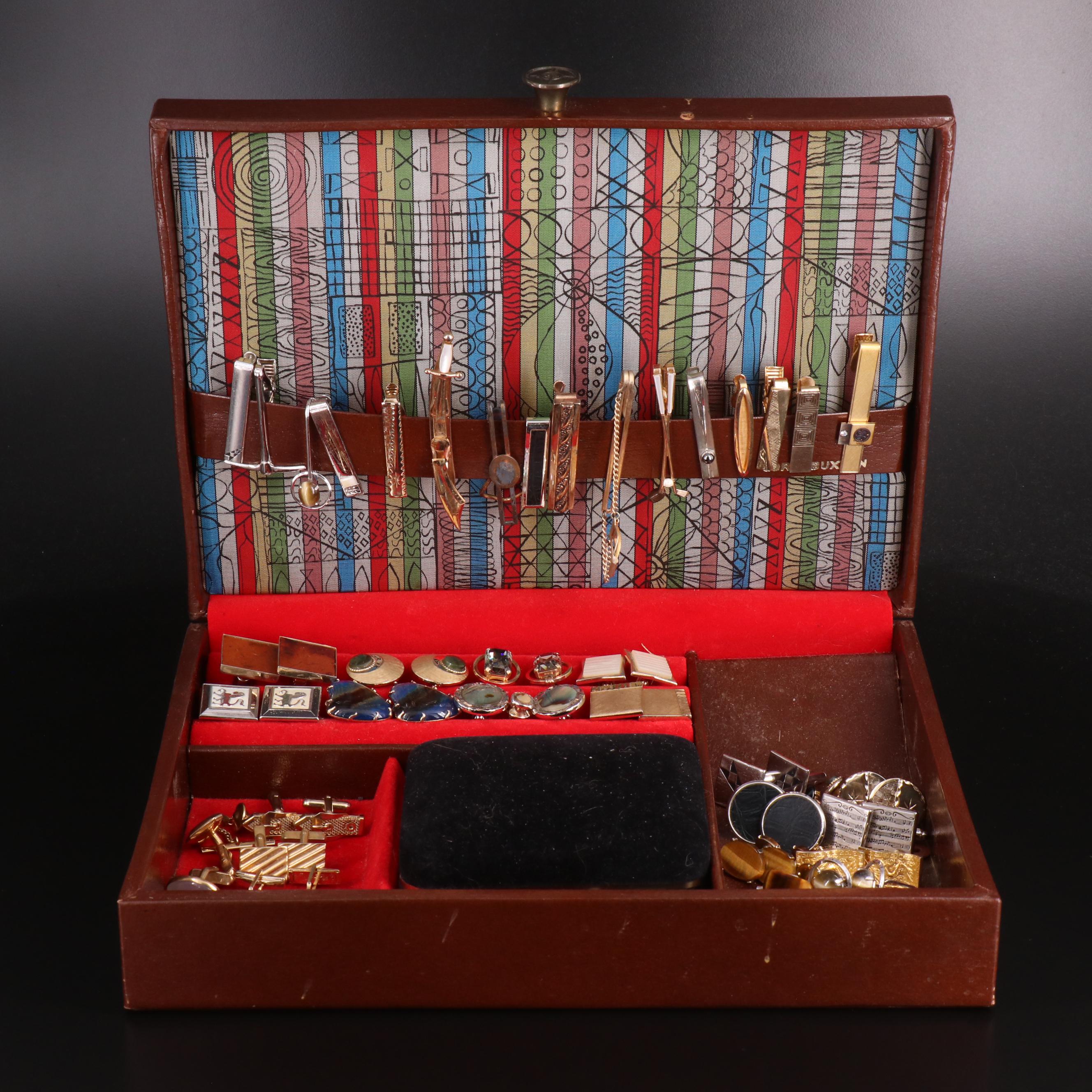 Uncommon Discoveries: Jewelry Collection