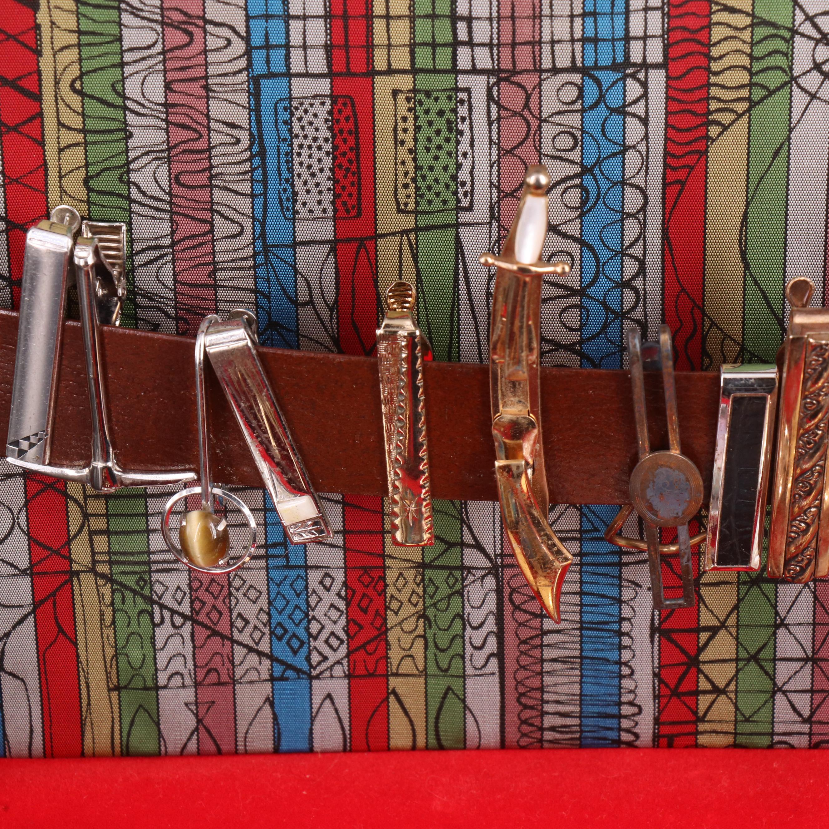 Uncommon Discoveries: Jewelry Collection