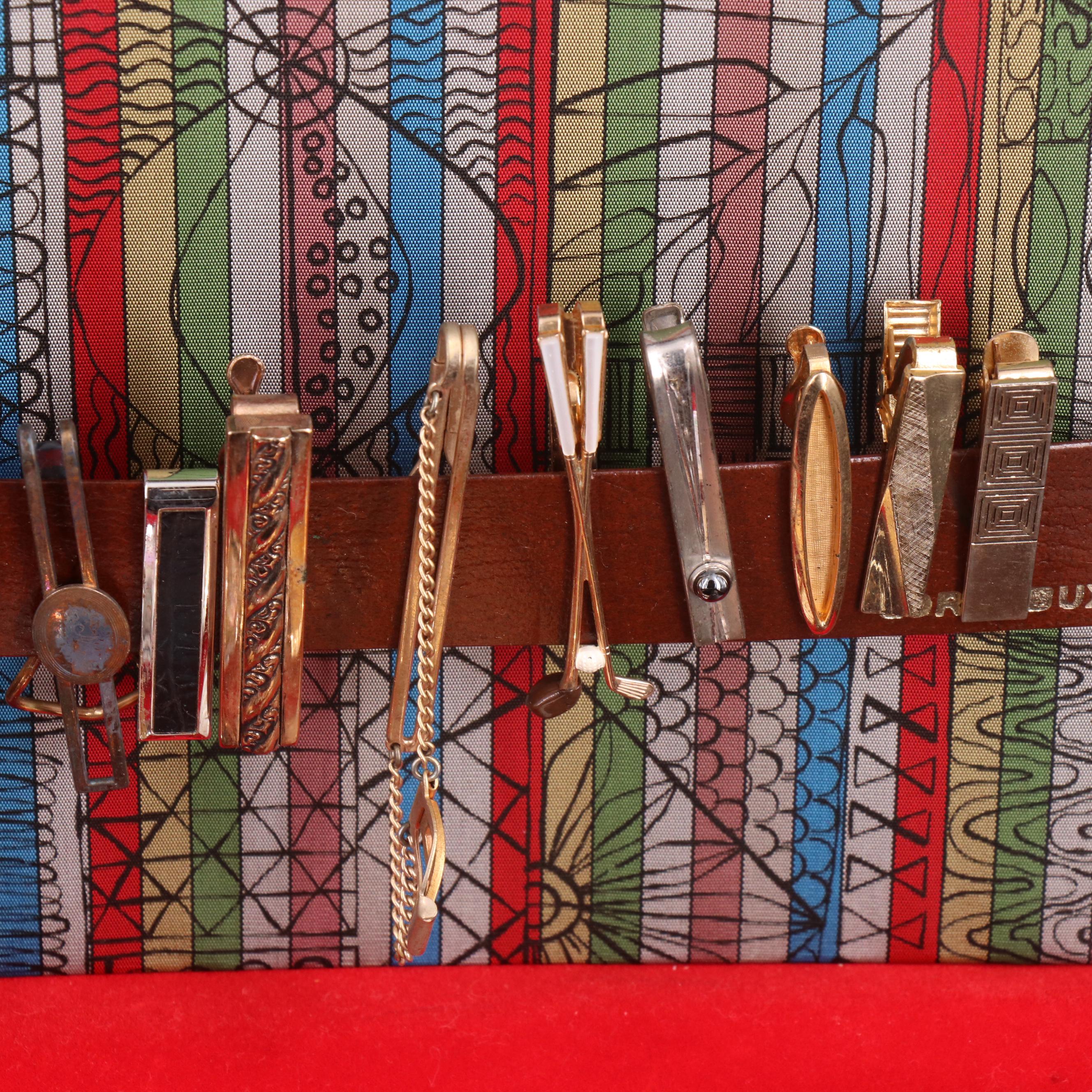 Uncommon Discoveries: Jewelry Collection