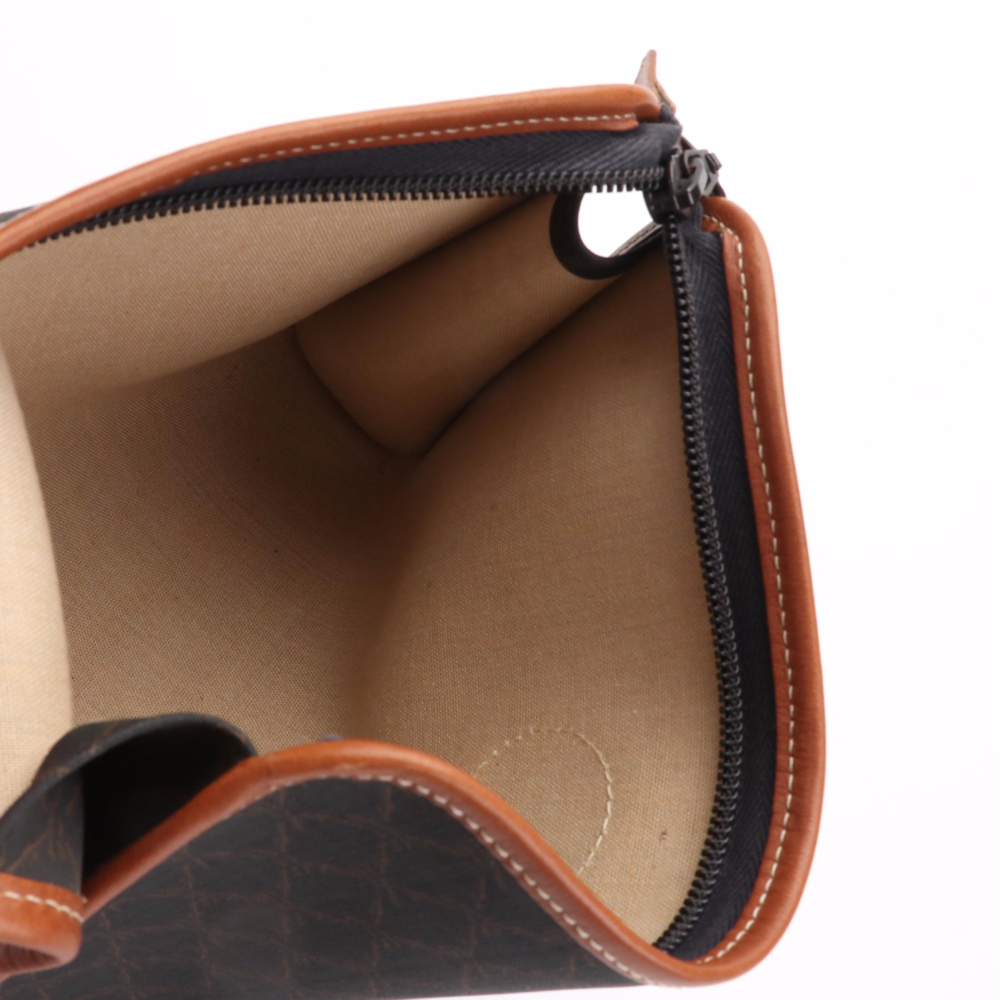 Longchamp Clutch Bag in Black Cognac Leather