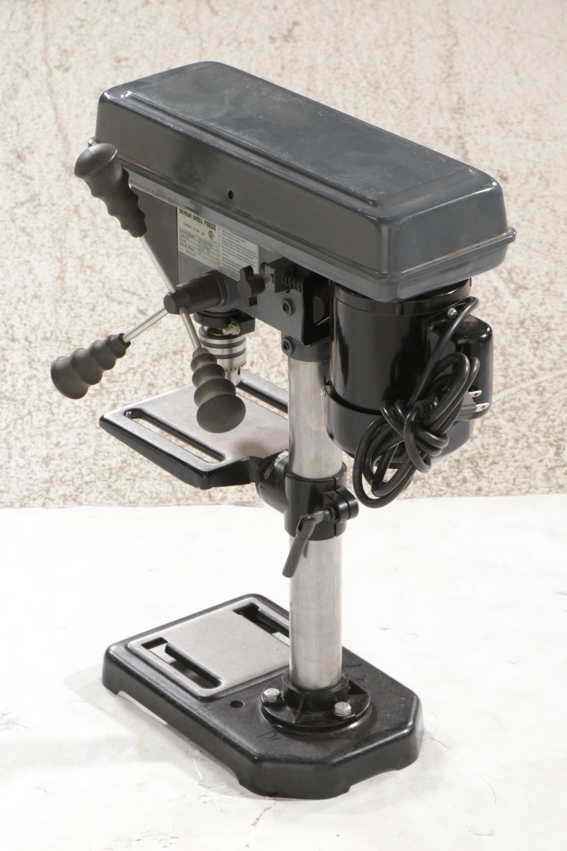 Central Machinery 5-Speed Benchtop Drill Press With Spirit Levels