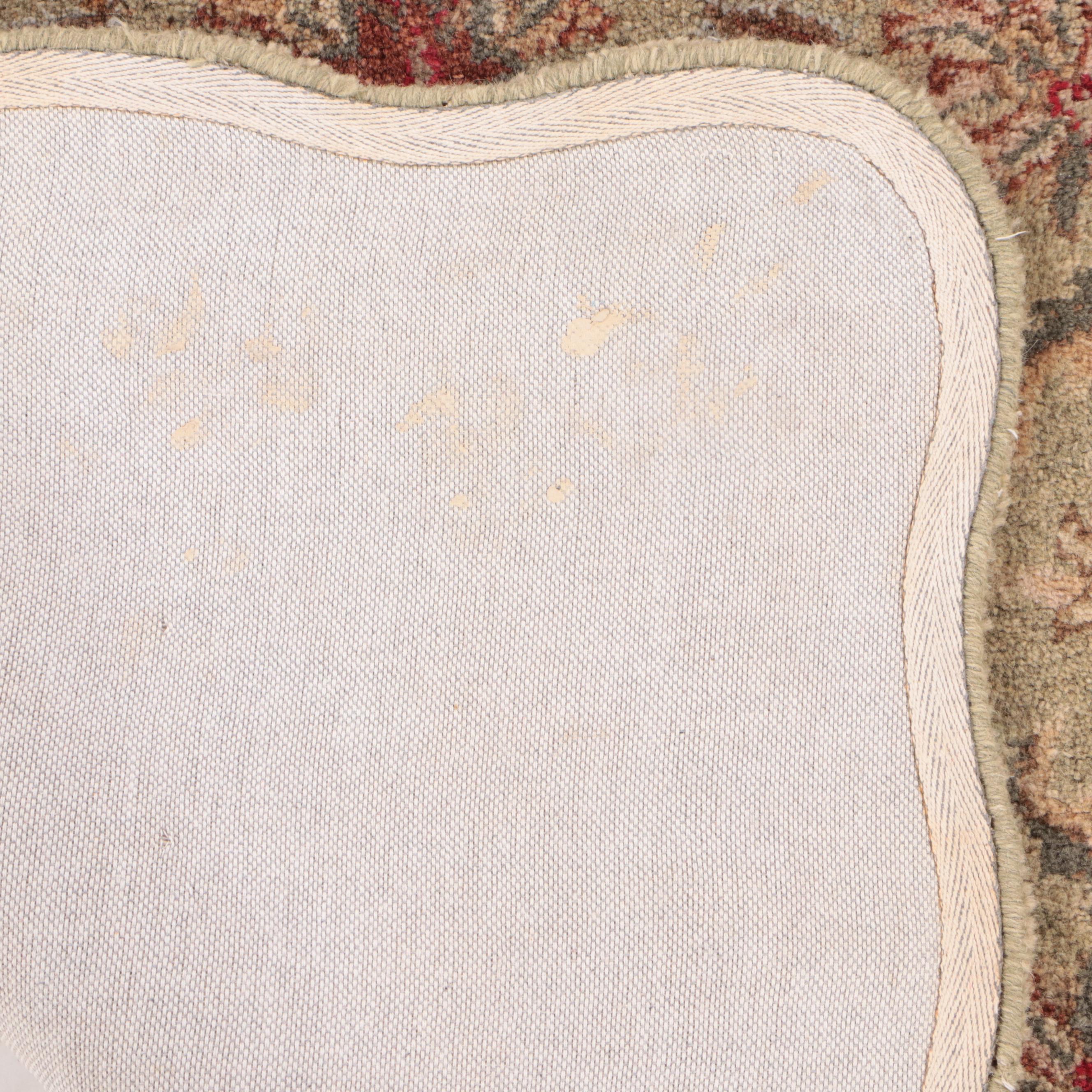 4' x 4' Hand-Tufted French Aubusson Style Scallop Edge Accent Rug