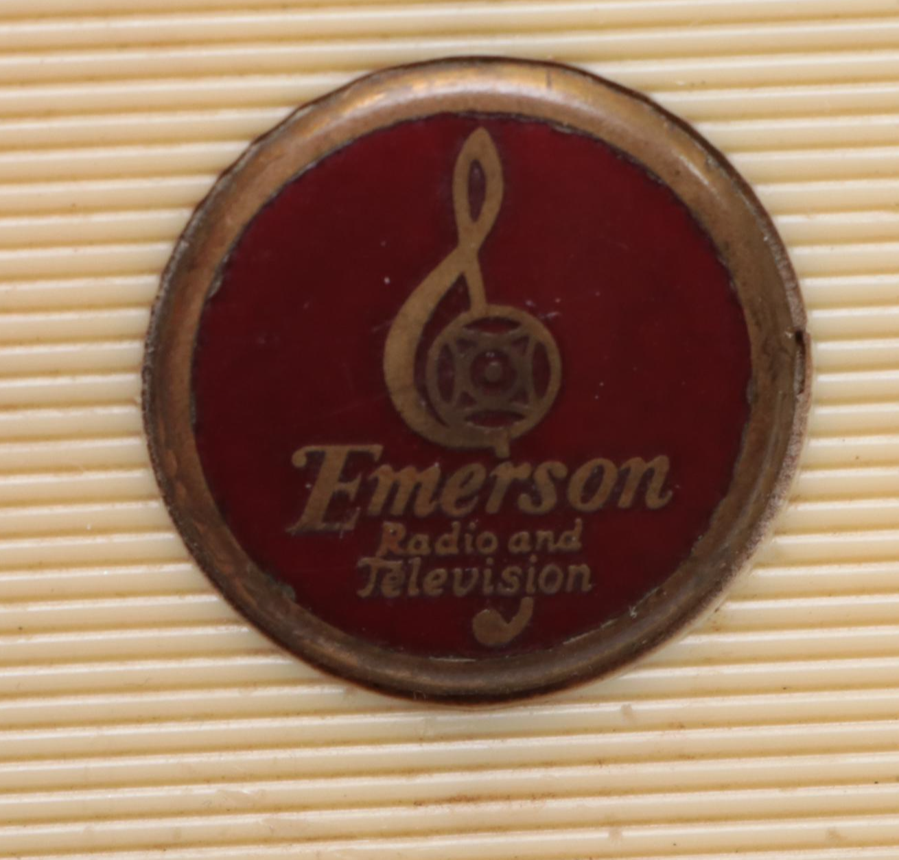 Emerson Model 508 Portable Radio, 1945–1947