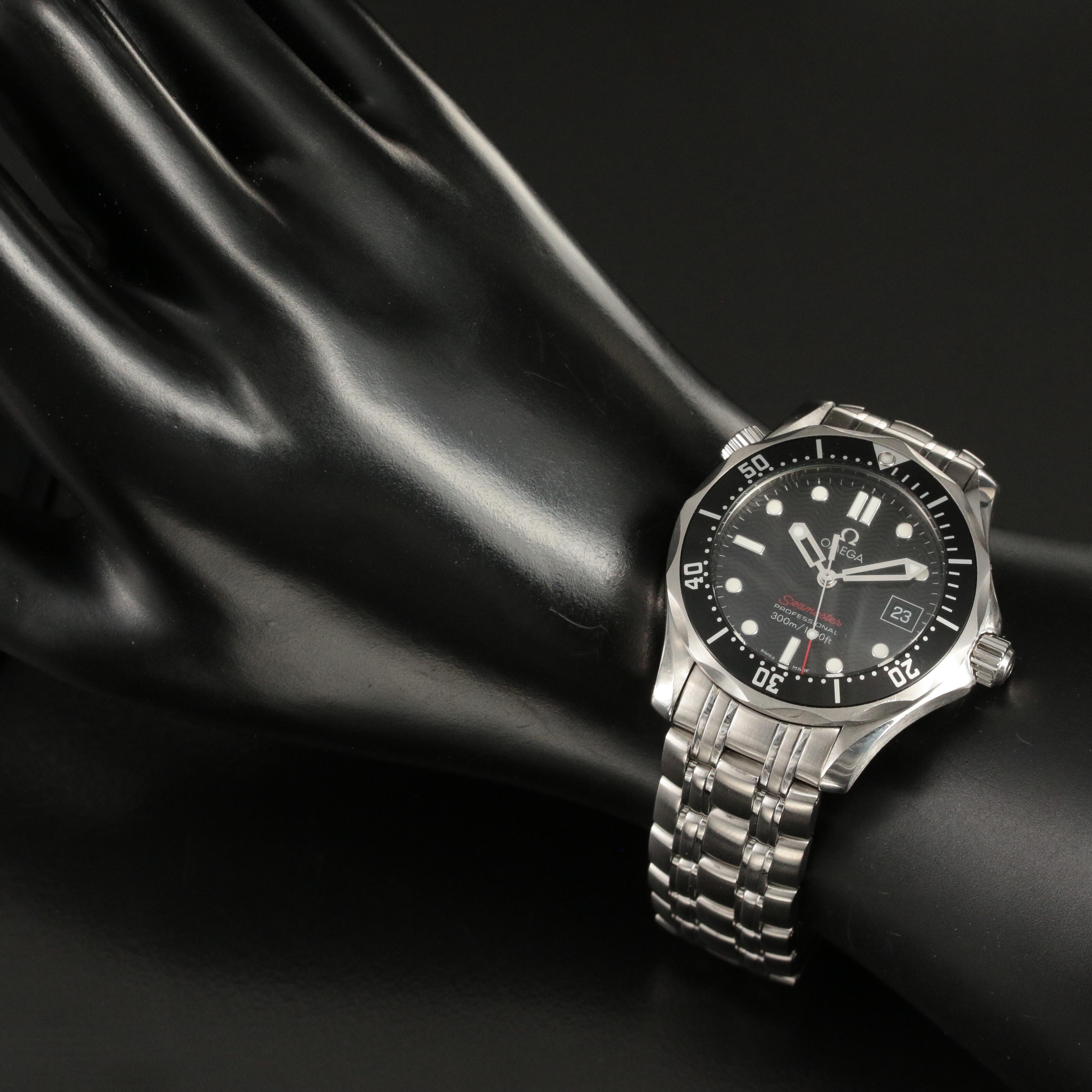 Omega Seamaster Diver 300M Mid-Size Steel Black Quartz Watch