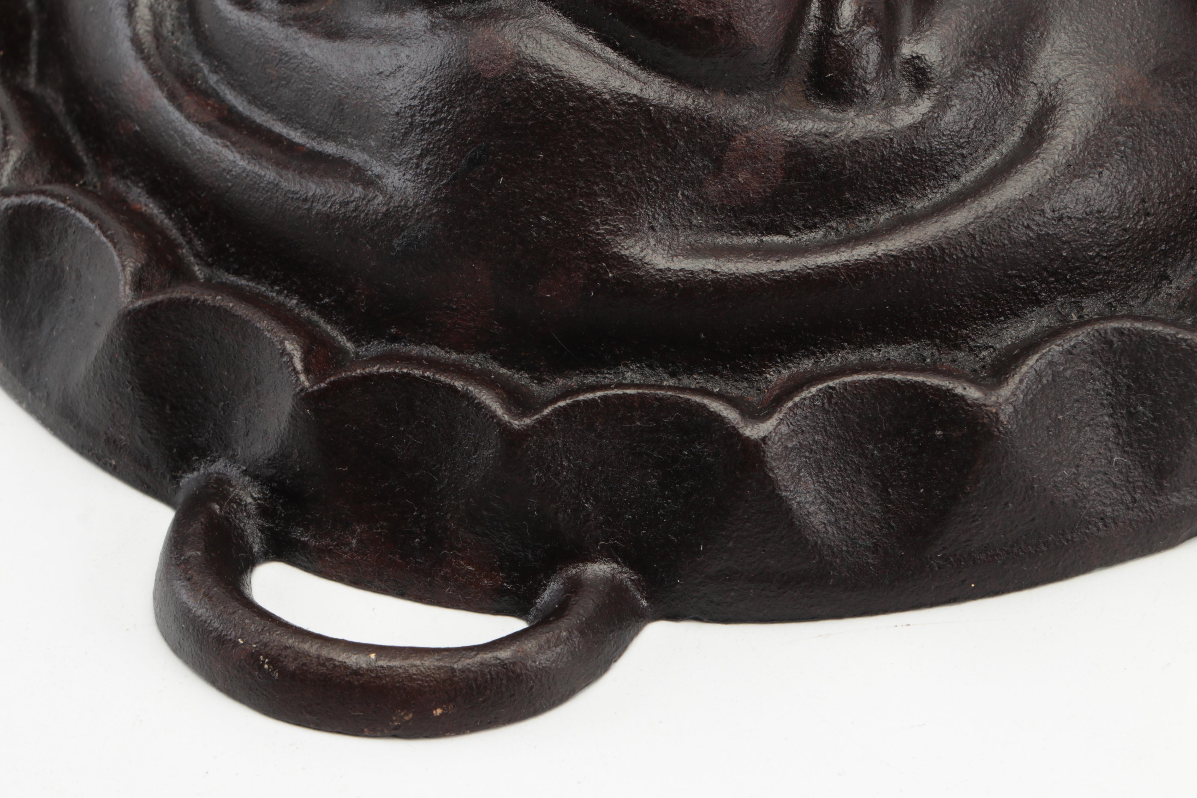 Crimped Edge Cast Iron Pig Head Mold