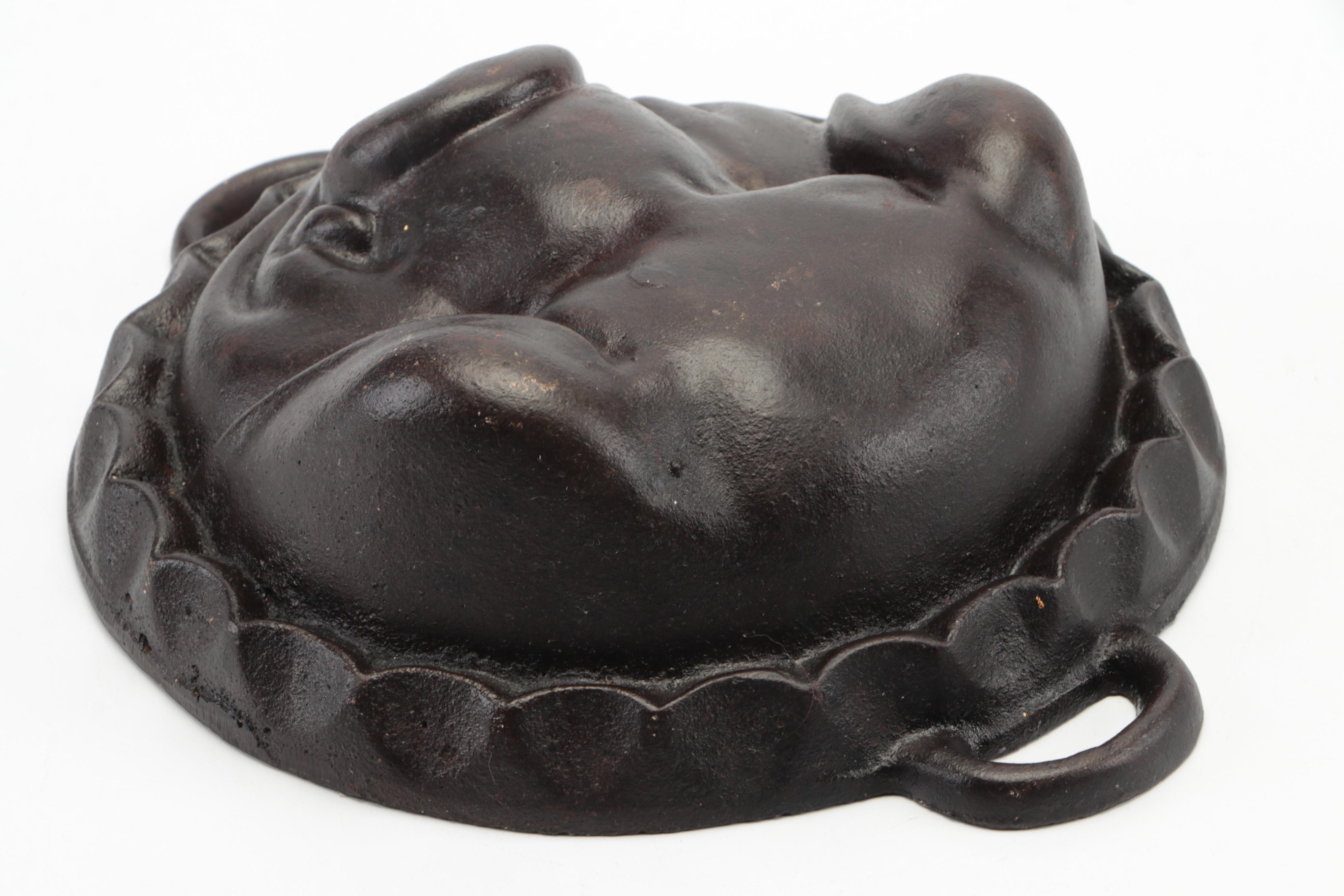 Crimped Edge Cast Iron Pig Head Mold