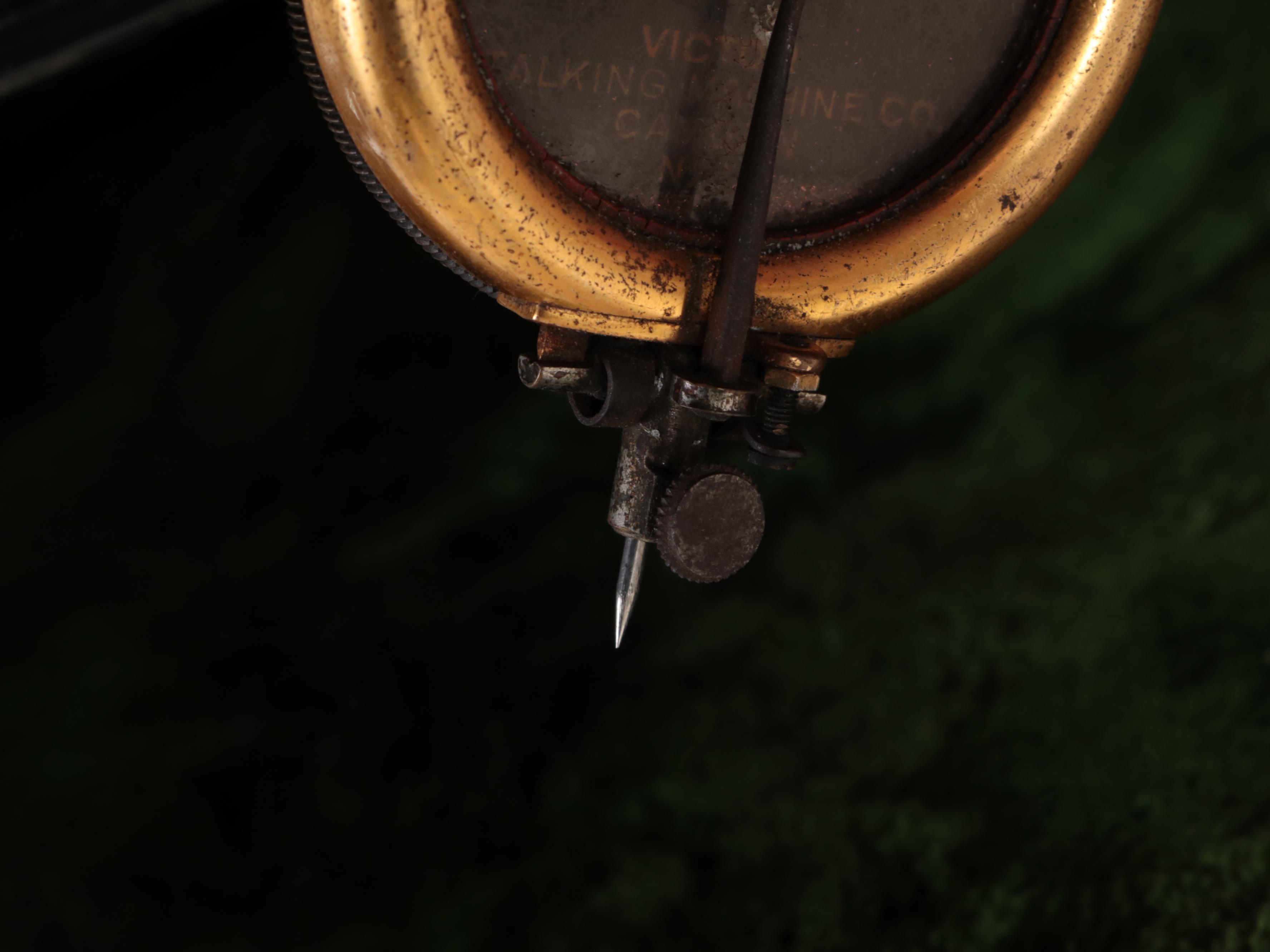 Victrola No.2 Phonolamp Reproducer Model C Phonograph Floor Lamp, Early 20th C