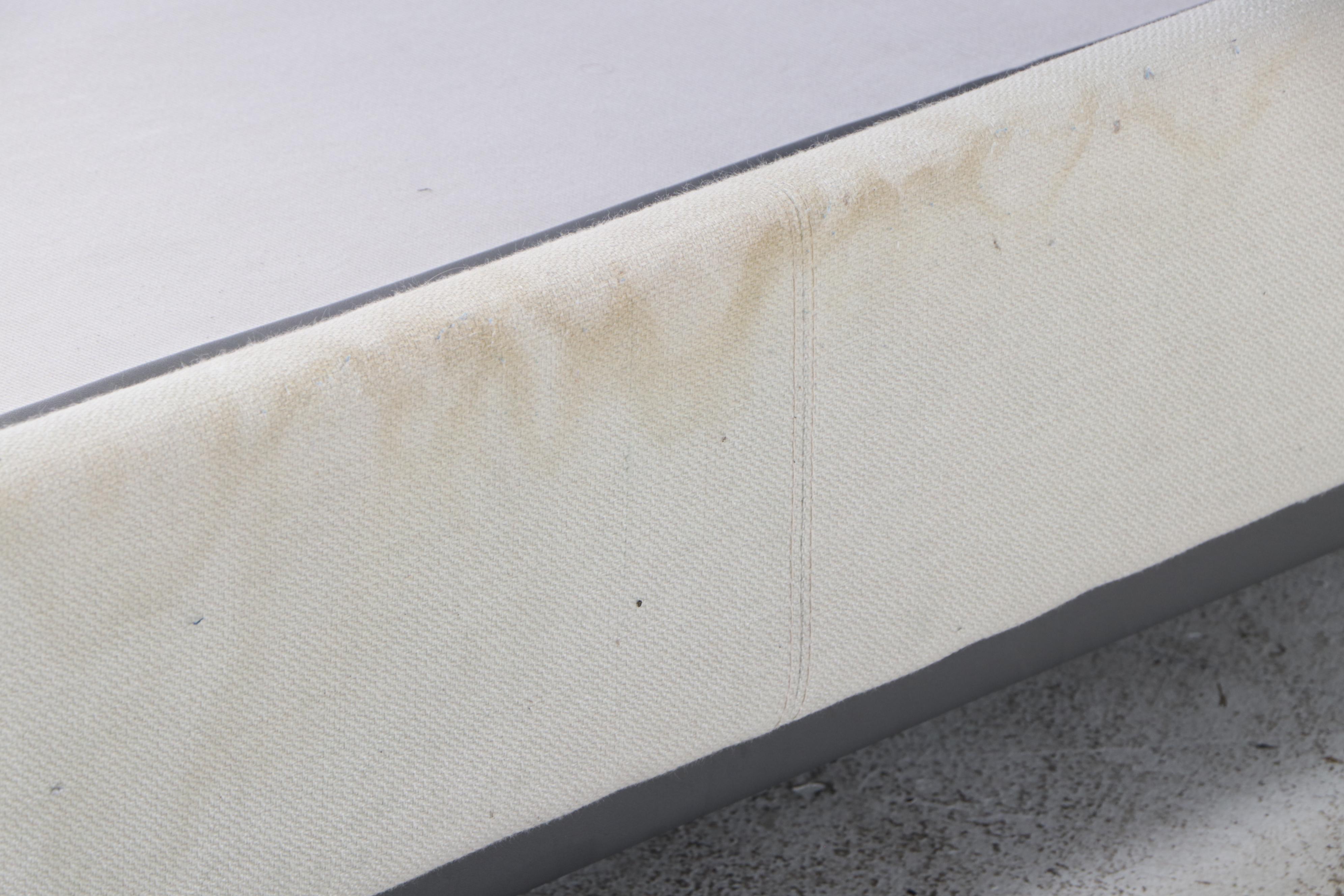 Hillsdale Furniture Upholstered Queen Bed Frame with Serta Adjustable Frame