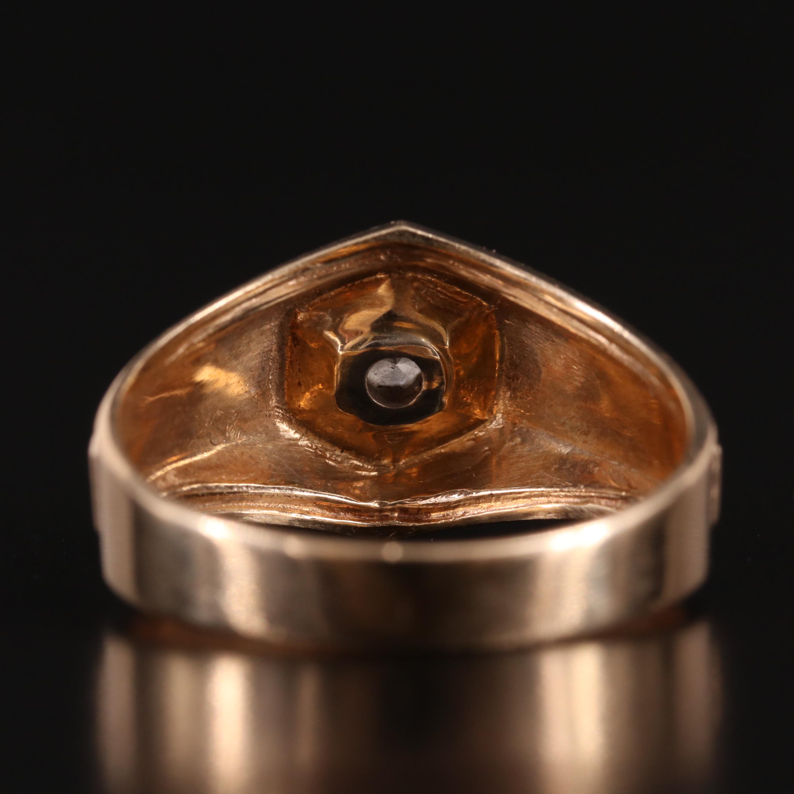 10K 0.14 CT Diamond Ring