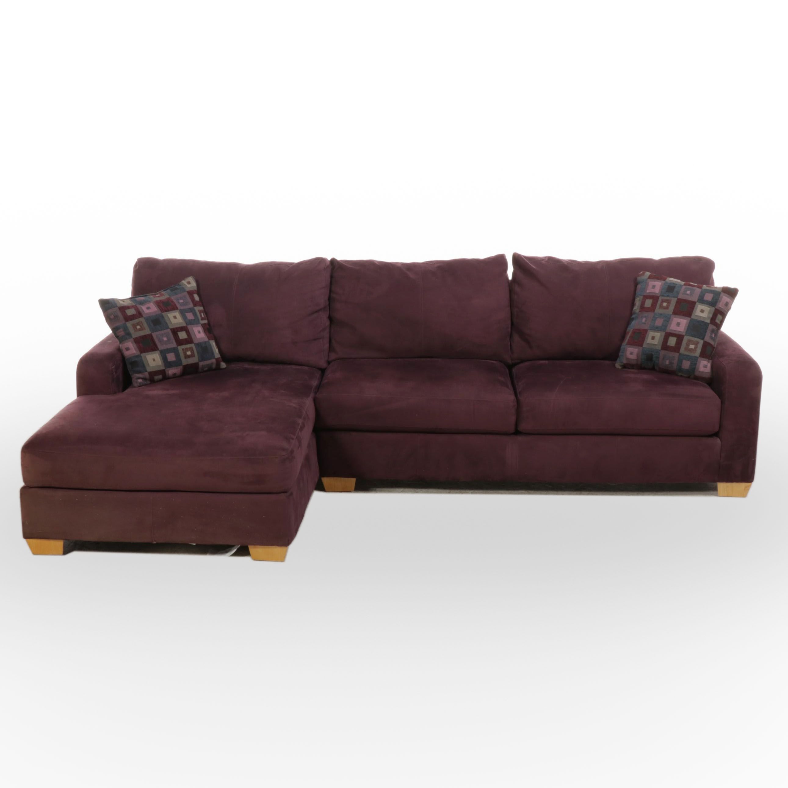 Ashley Furniture CustomUpholstered Sectional Sofa with Chaise EBTH