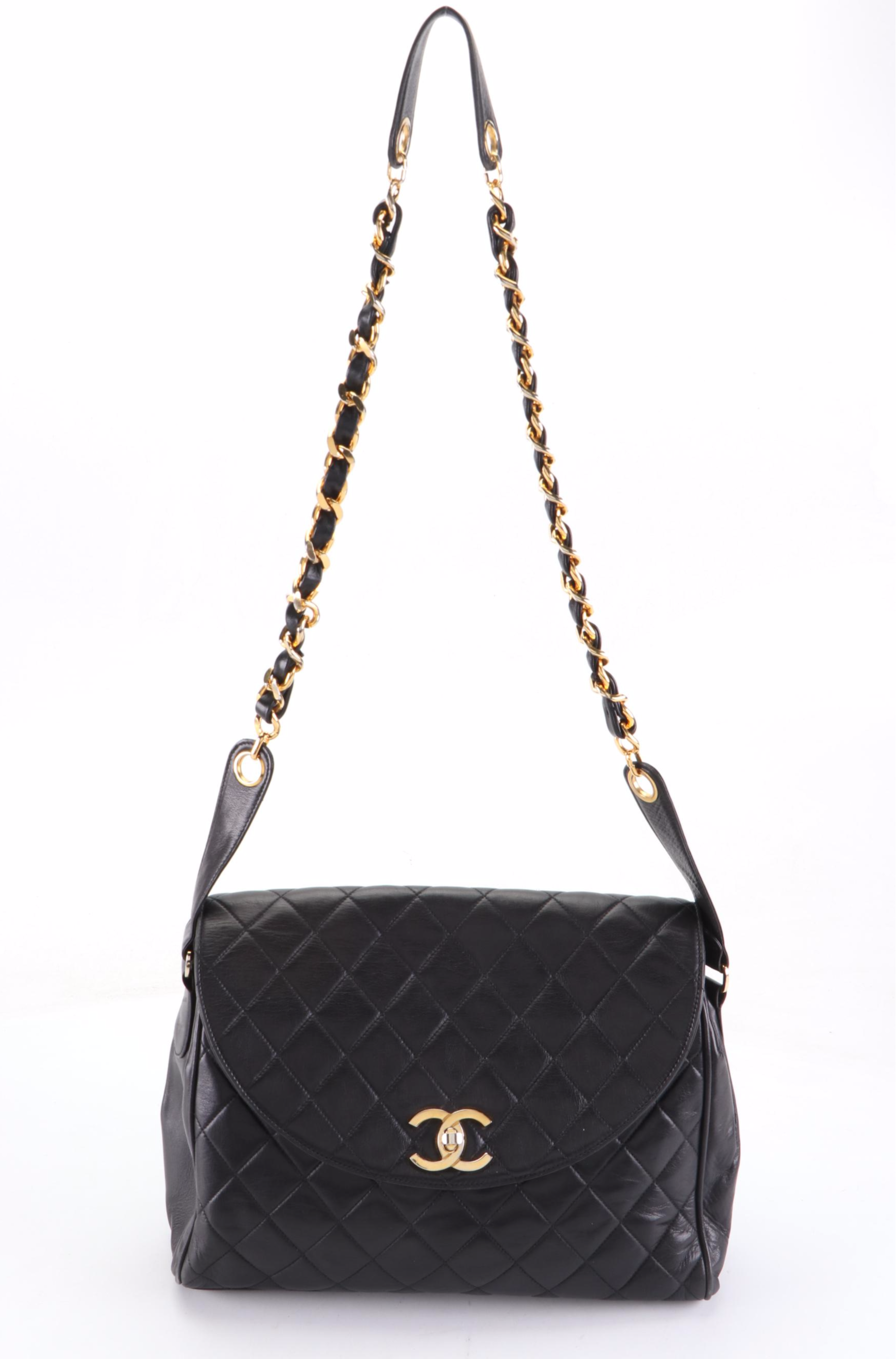 Chanel Flap Shoulder Bag in Black Matelassé Lambskin Leather