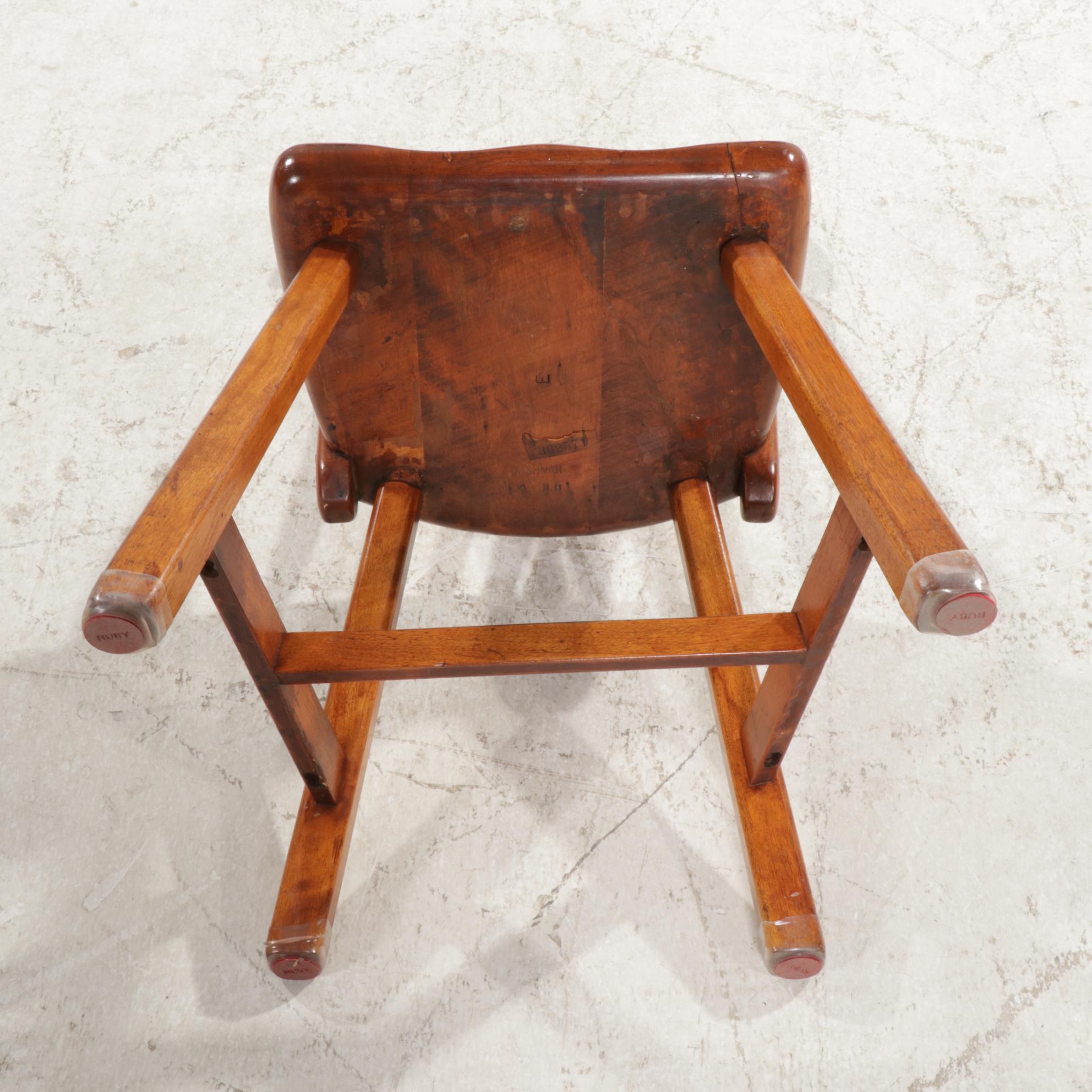 Cushman American Colonial Style Maple Dining Set