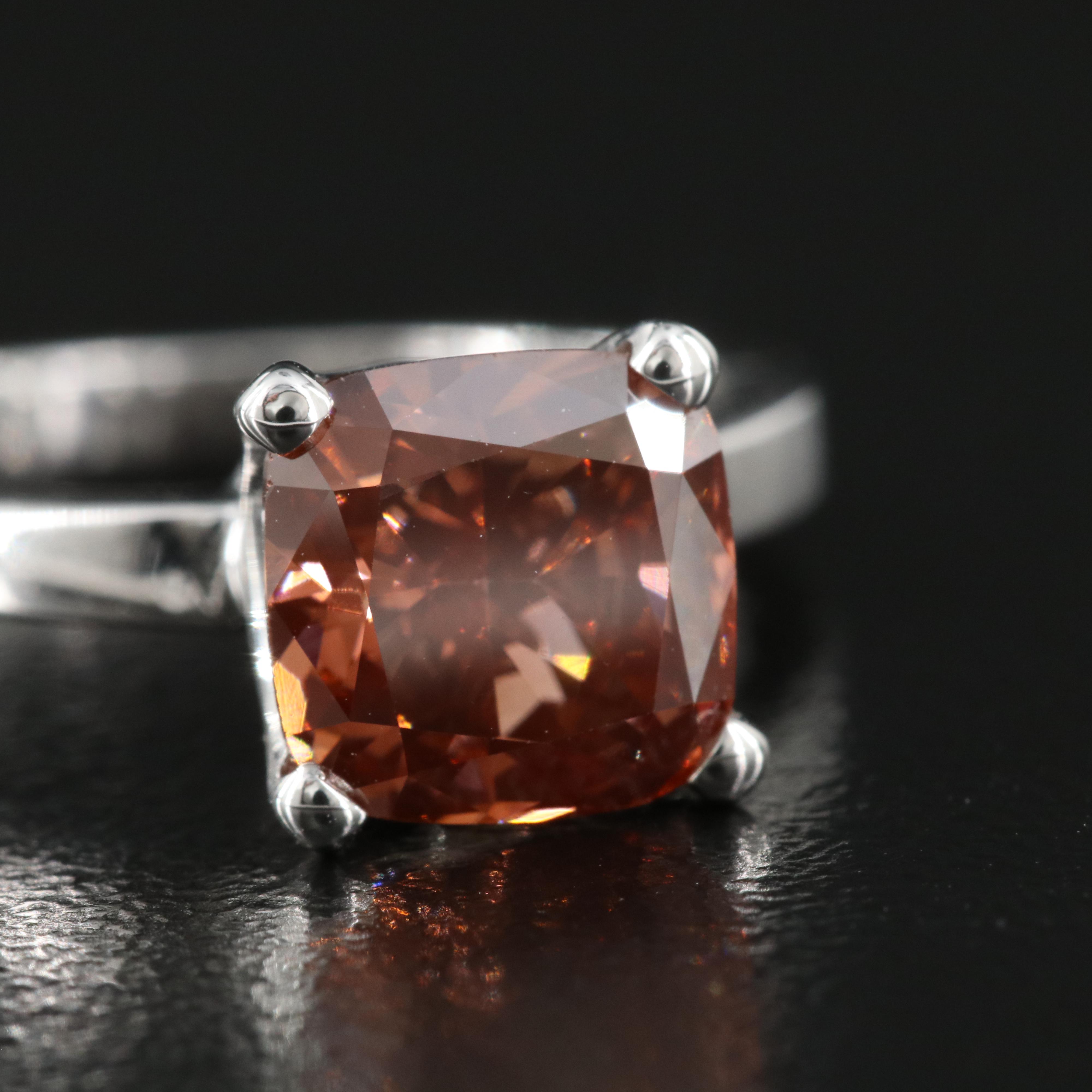 18K 2.28 CT Fancy Deep Reddish Orange Diamond Solitaire Ring