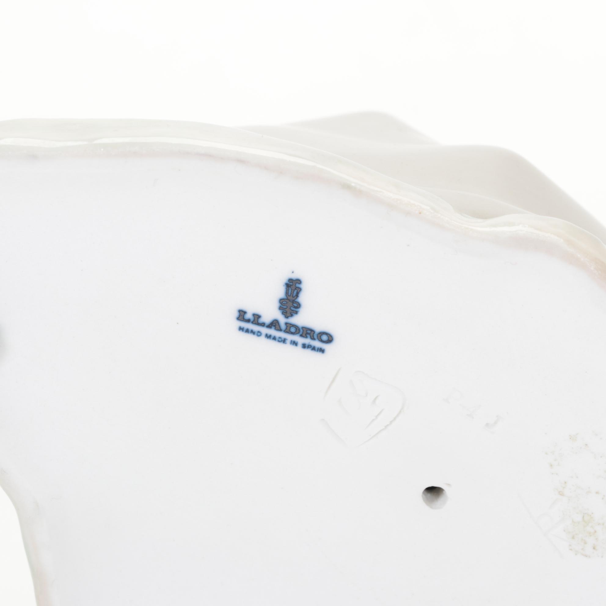 Lladro "Girl with Lilies", "Shepherdess", "Naughty Girl" & "Girl with Milk Pail"