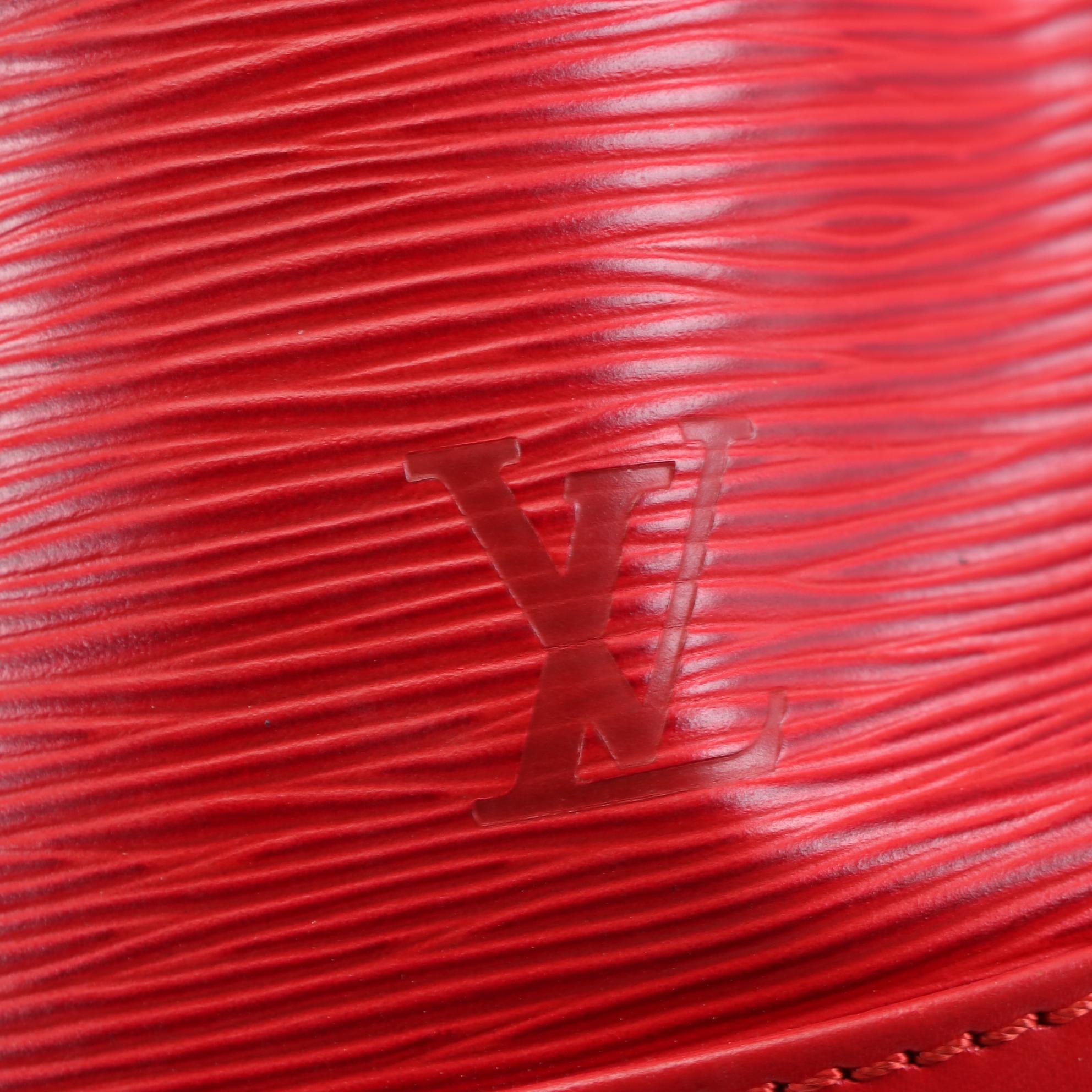 Louis Vuitton Noé Bucket Bag in Castilian Red Epi and Smooth Leather