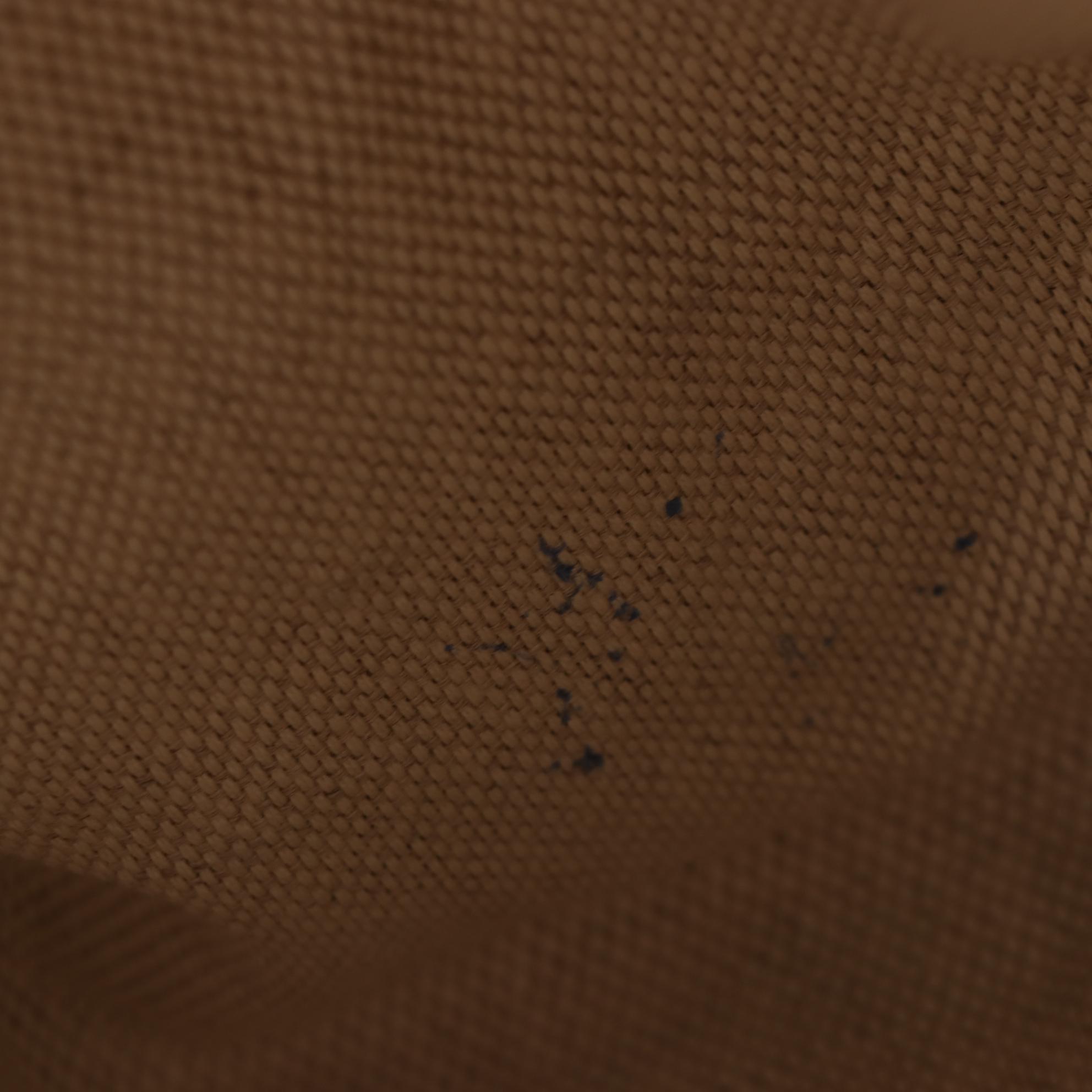 Gucci Soho Shoulder Bag in Tan Grained Leather