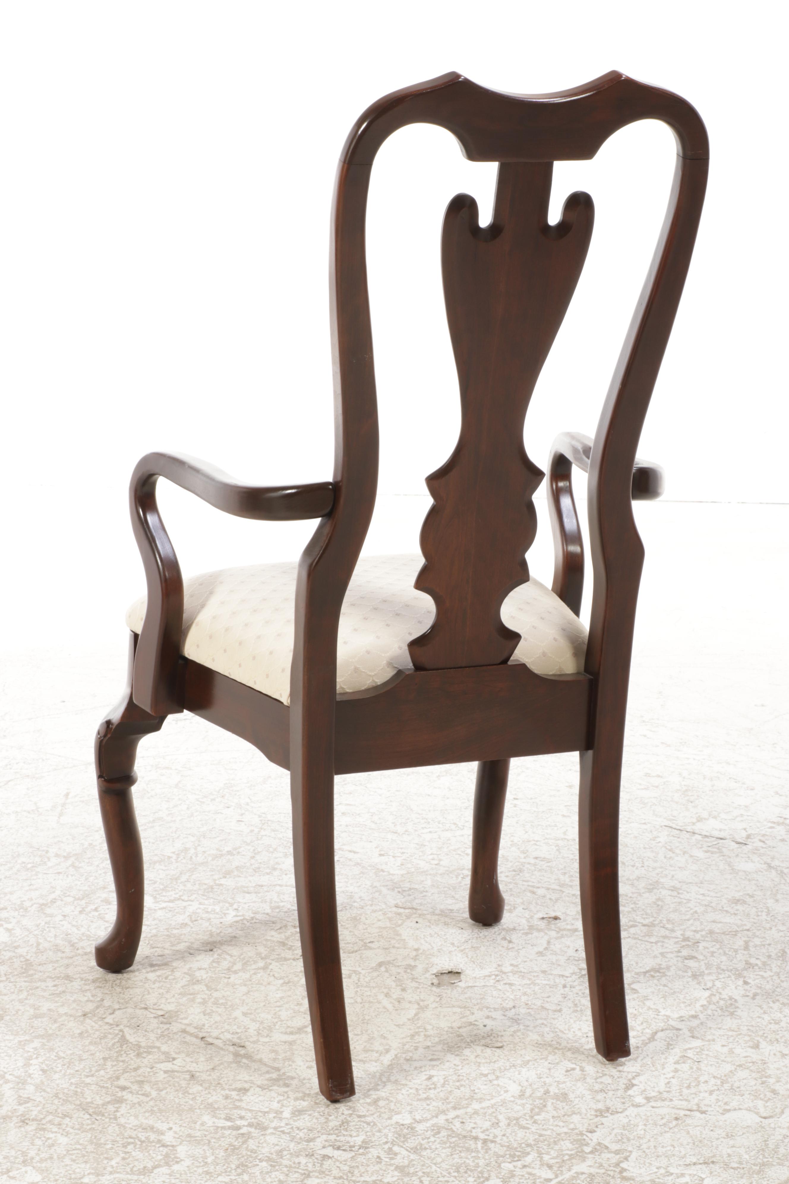 Queen Anne Style Mahogany Seven-Piece Extension Dining Set