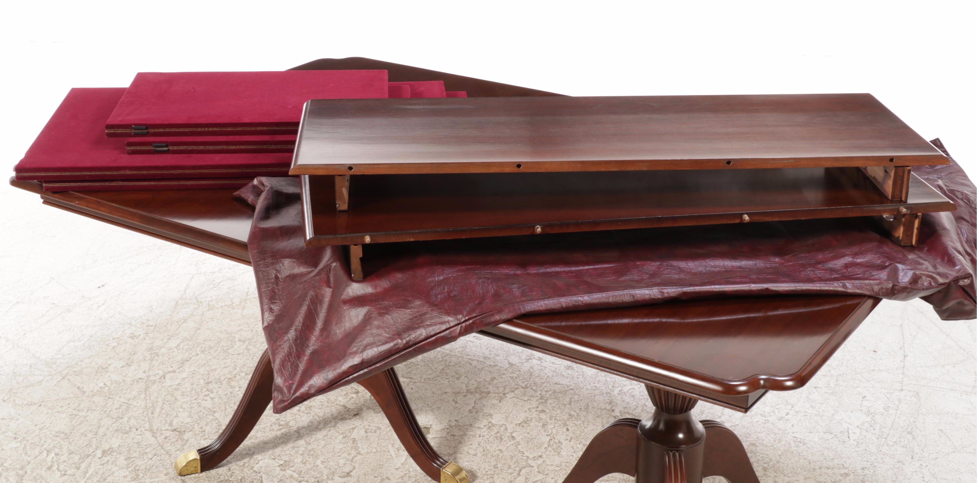 Queen Anne Style Mahogany Seven-Piece Extension Dining Set