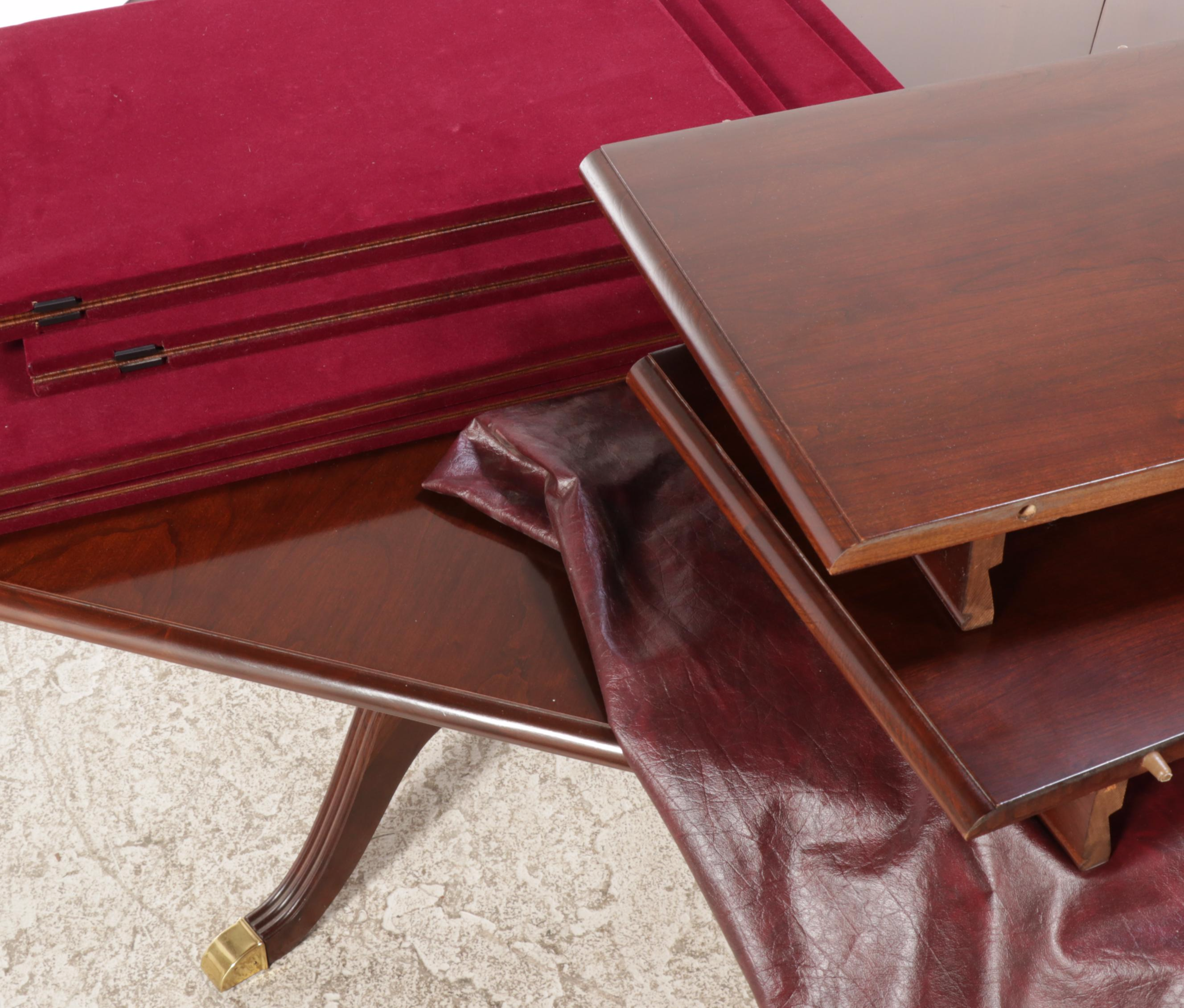 Queen Anne Style Mahogany Seven-Piece Extension Dining Set