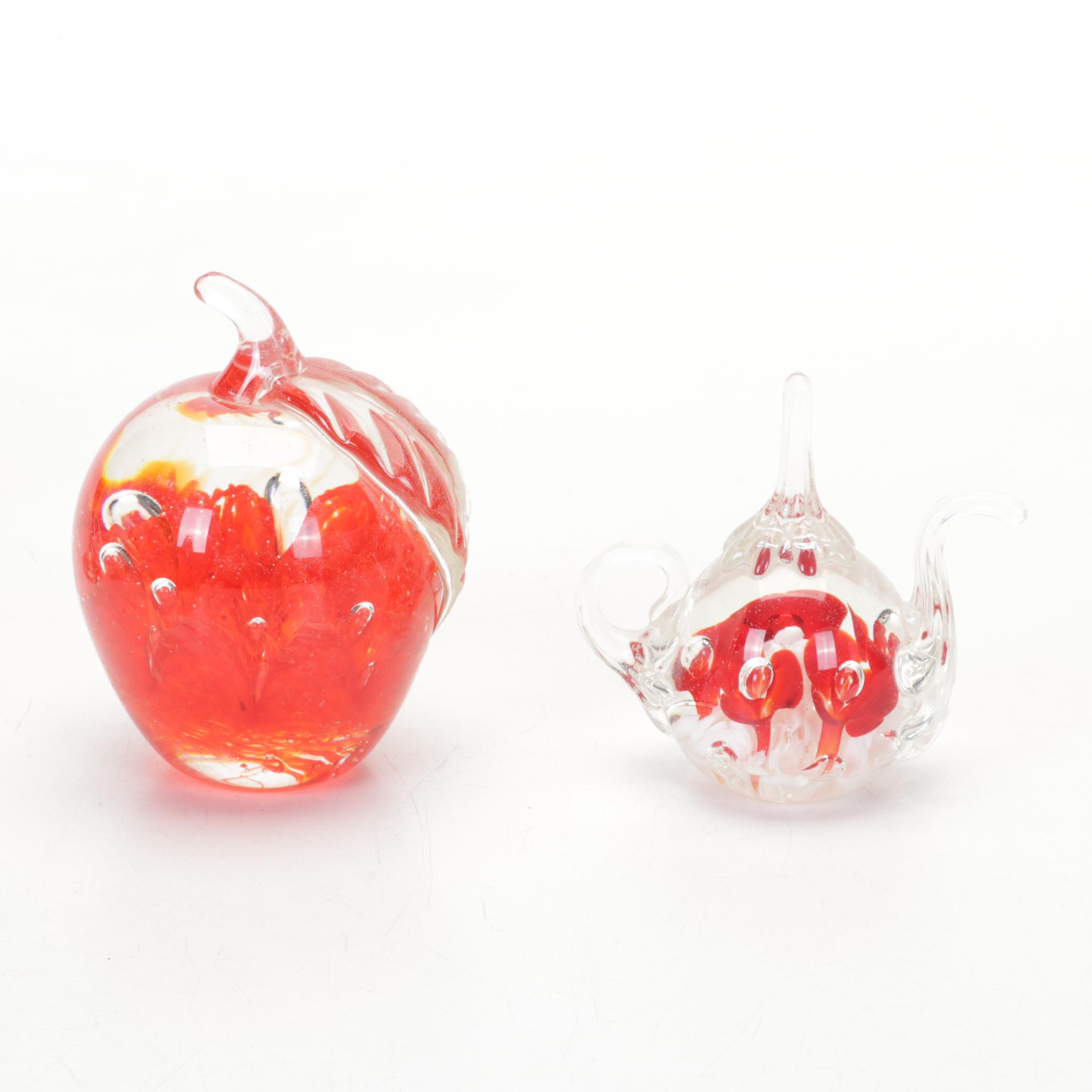 Metronome De Maelzel No 309, with St Clair Paperweights and Other Décor