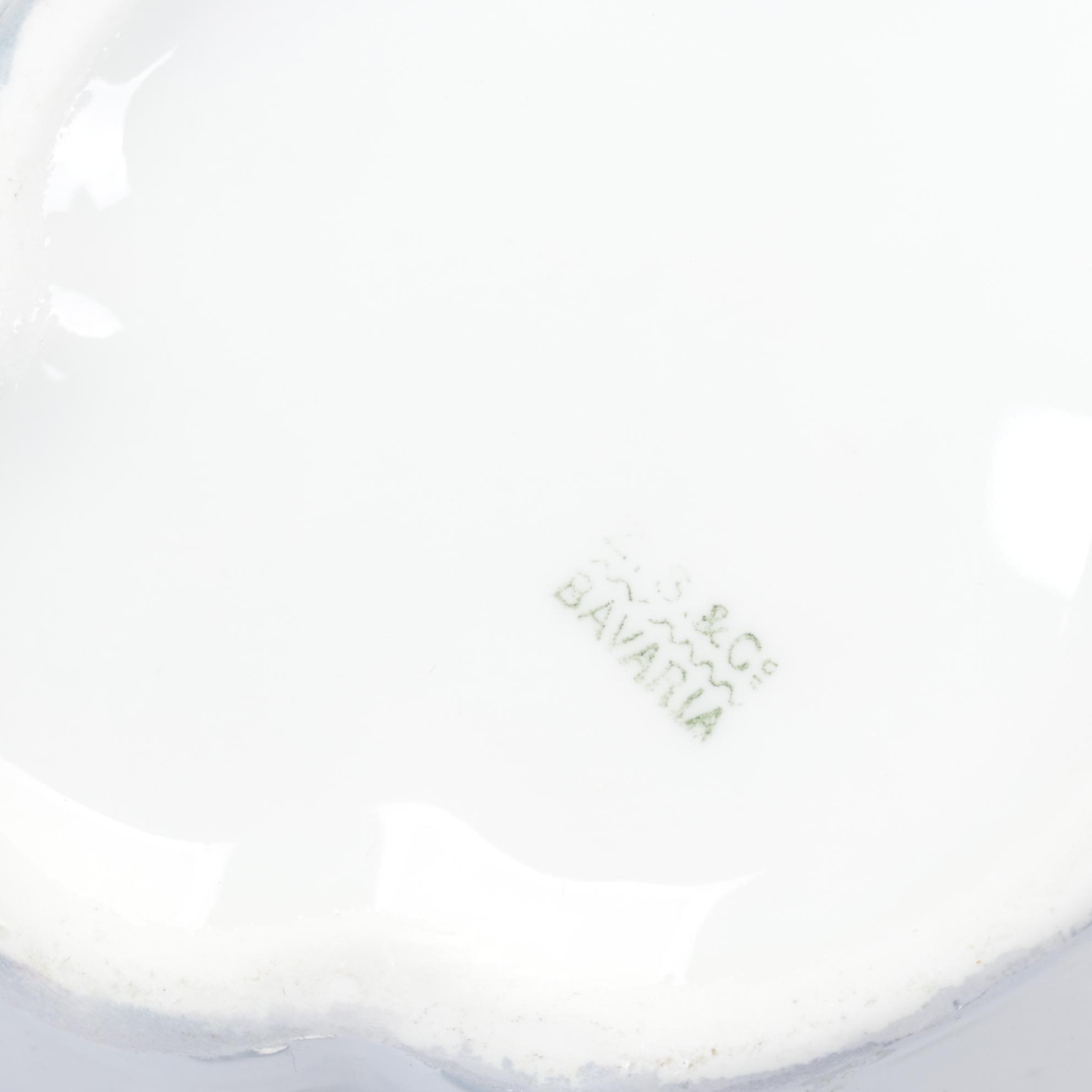 Metronome De Maelzel No 309, with St Clair Paperweights and Other Décor