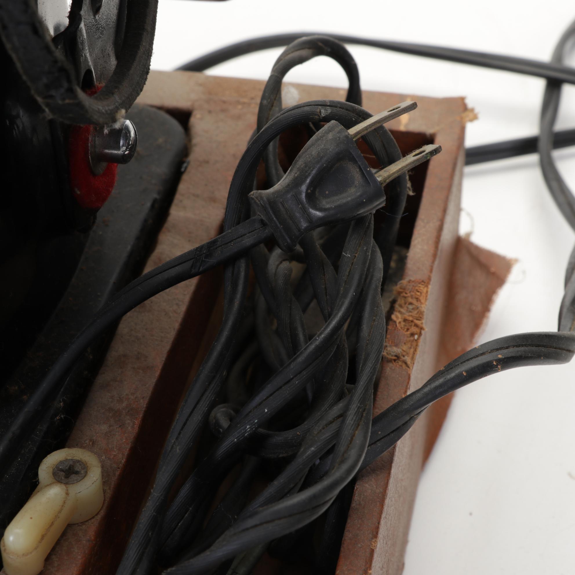 White Sewing Machine 628 Series with Added Light, Pedal and Accessories