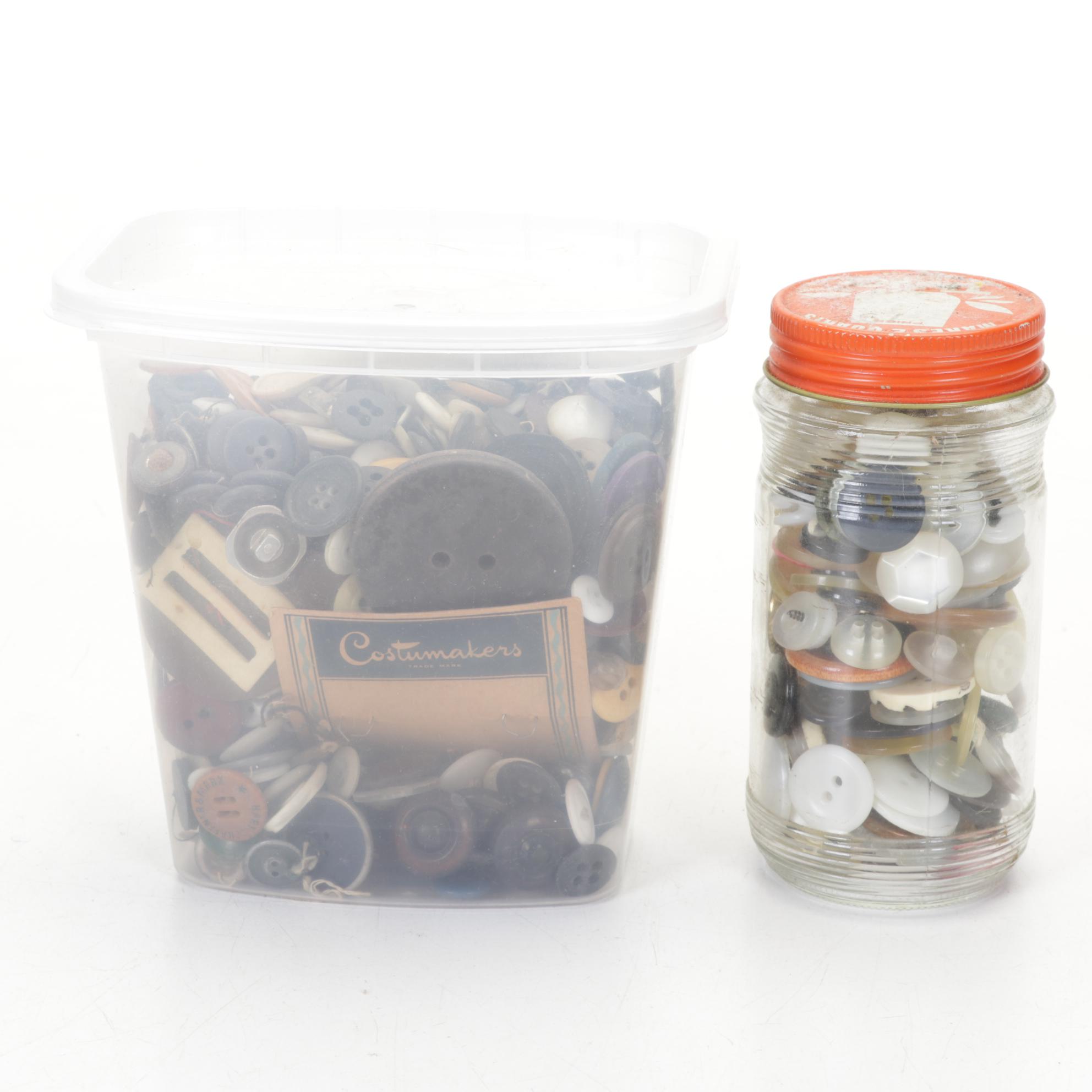 White Sewing Machine 628 Series with Added Light, Pedal and Accessories