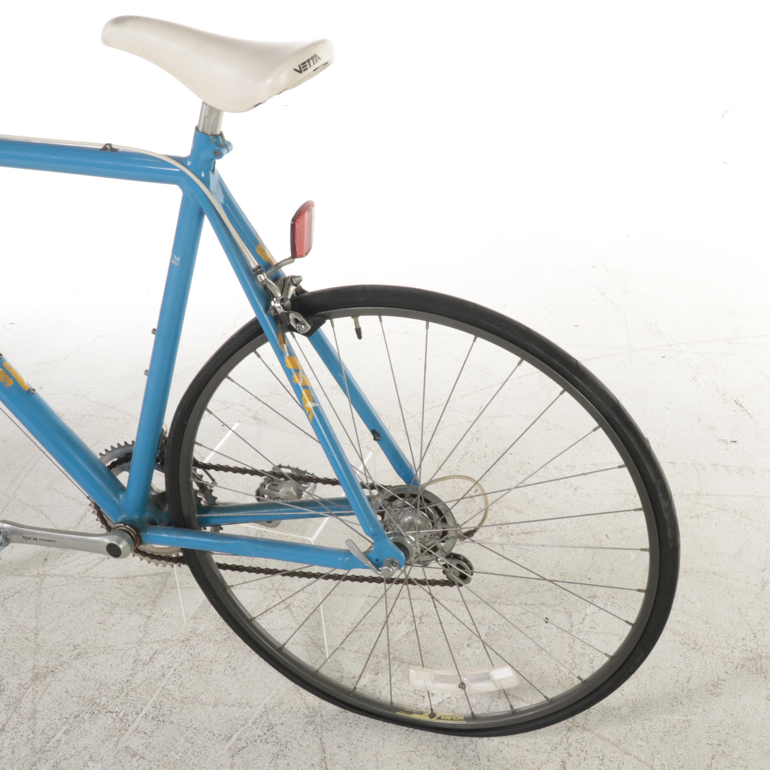 Cannondale Road Bicycle