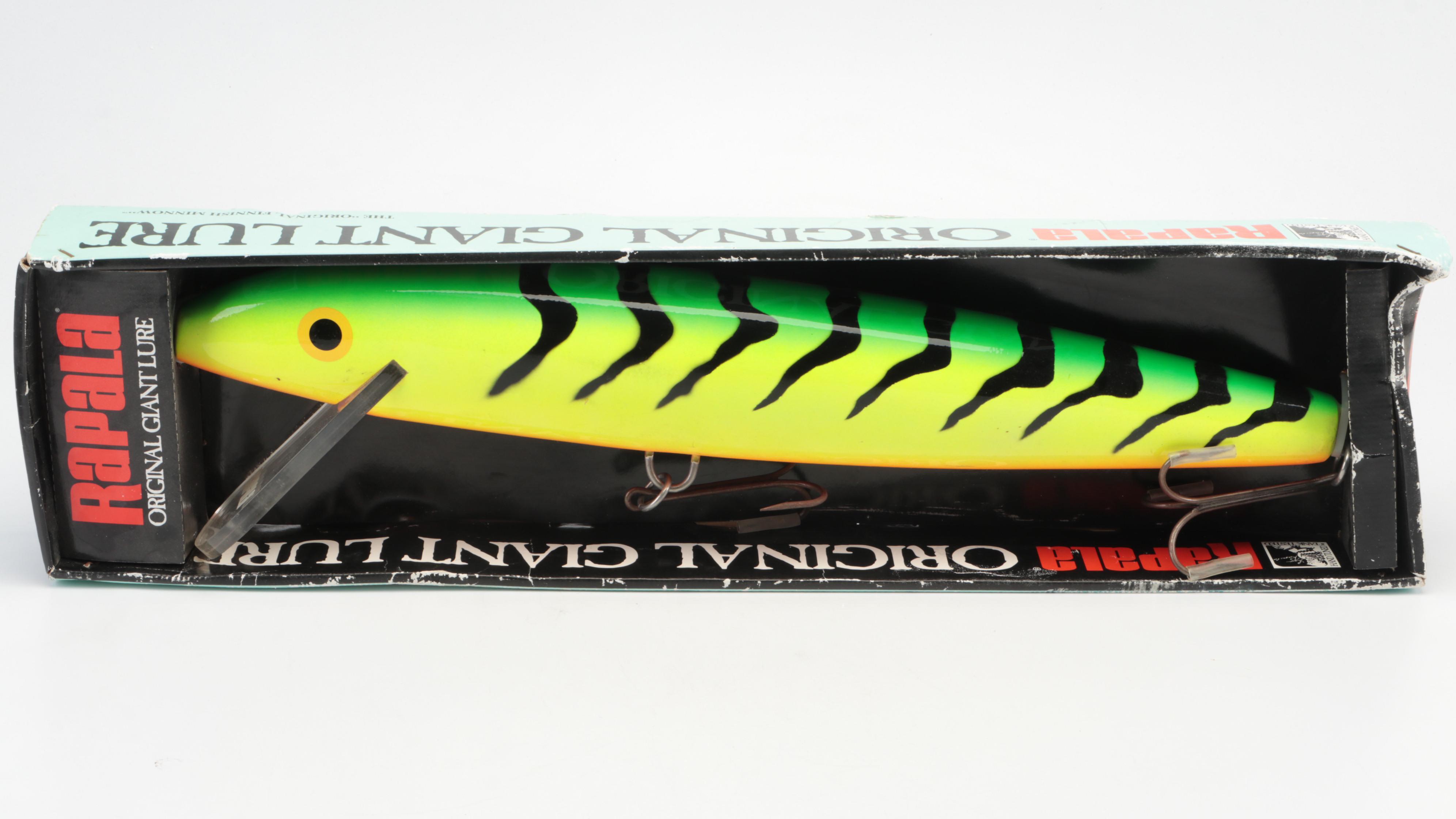 Rapala Orginal Giant Fishing Lure and Budweiser Stein Novelty Light