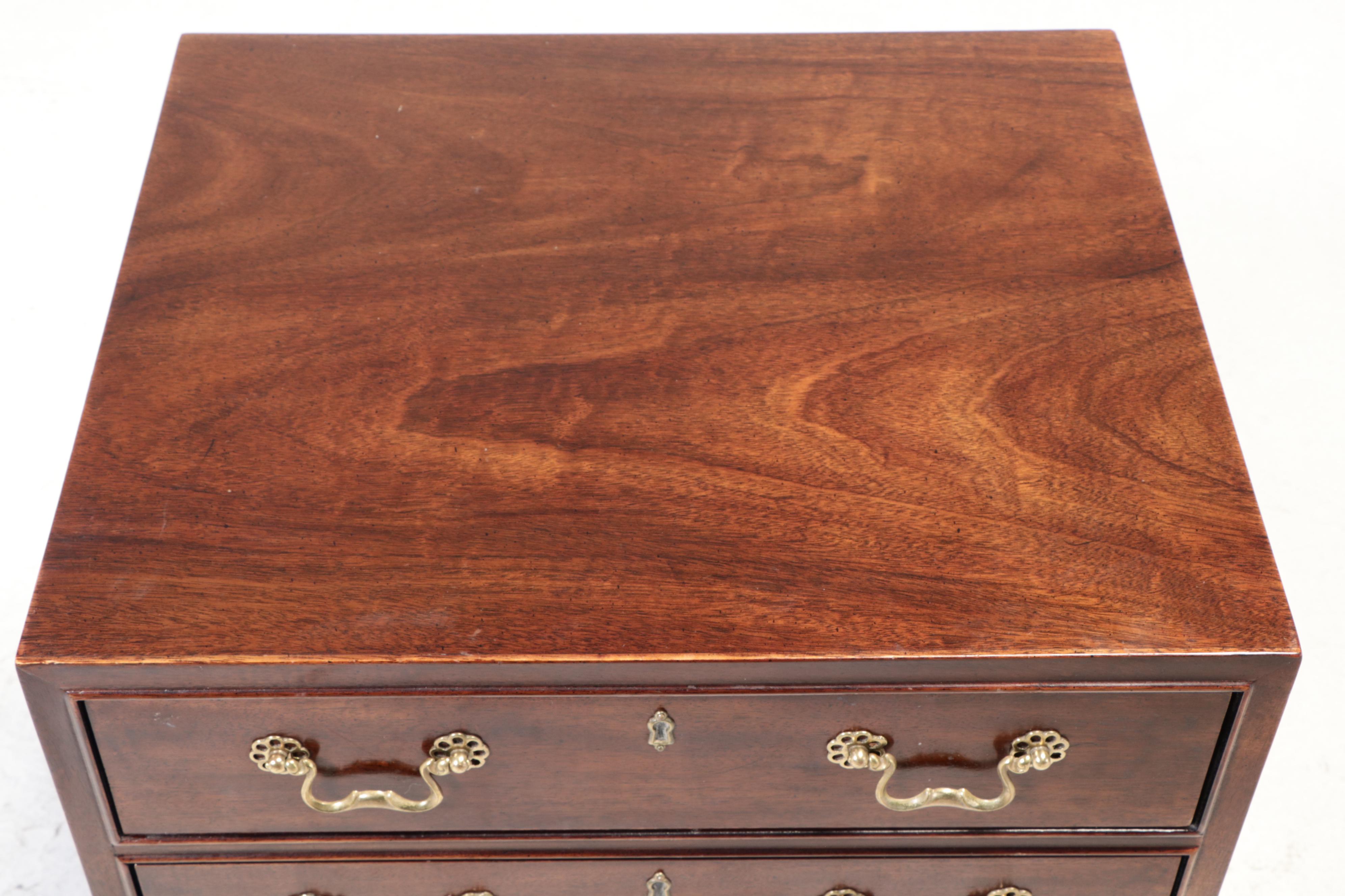 Aston Court by Henredon Mahogany Bedside Table